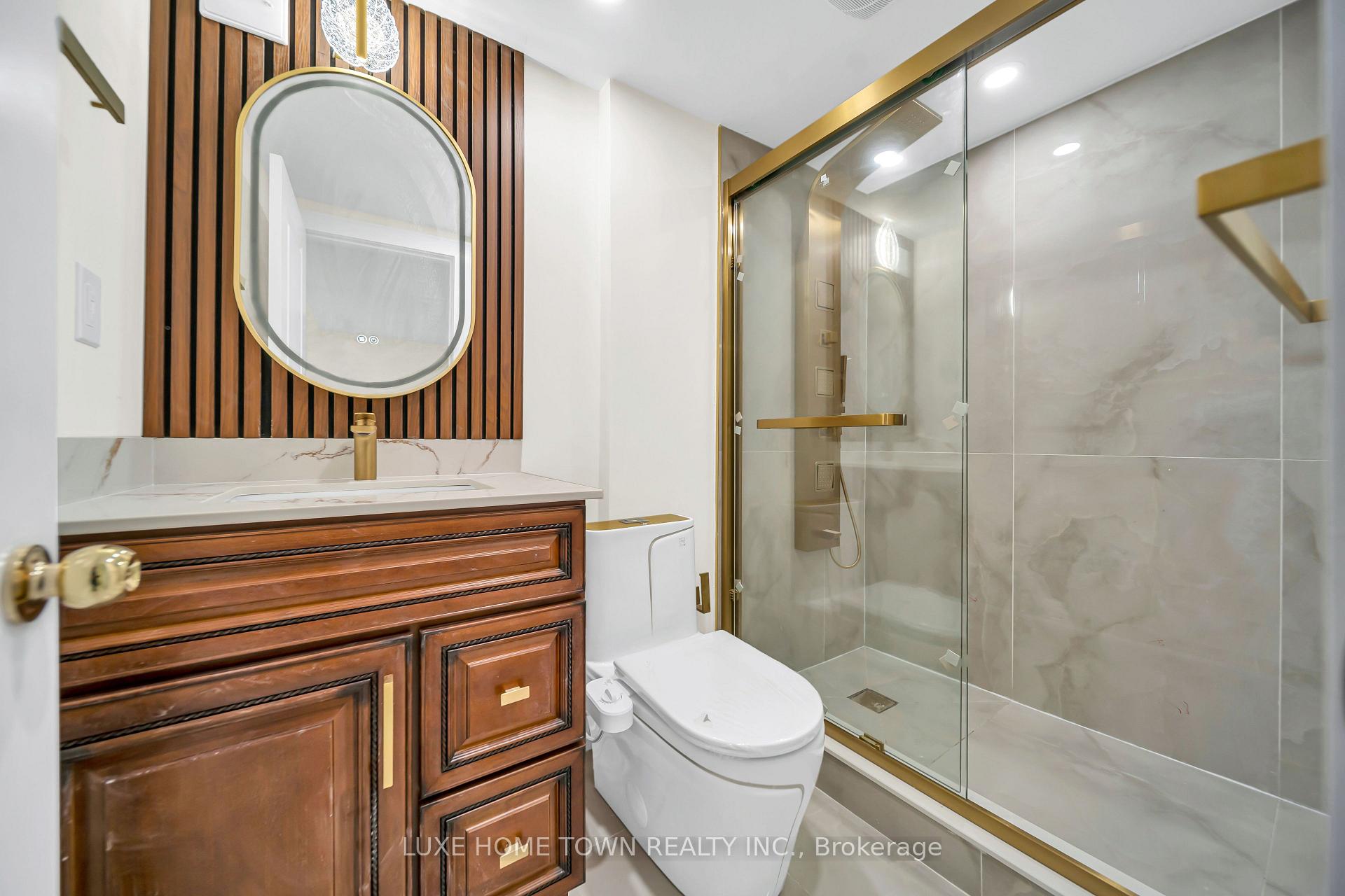 Photo 41 of 61 Keewatin Street S, Oshawa, Donevan — HOMEH