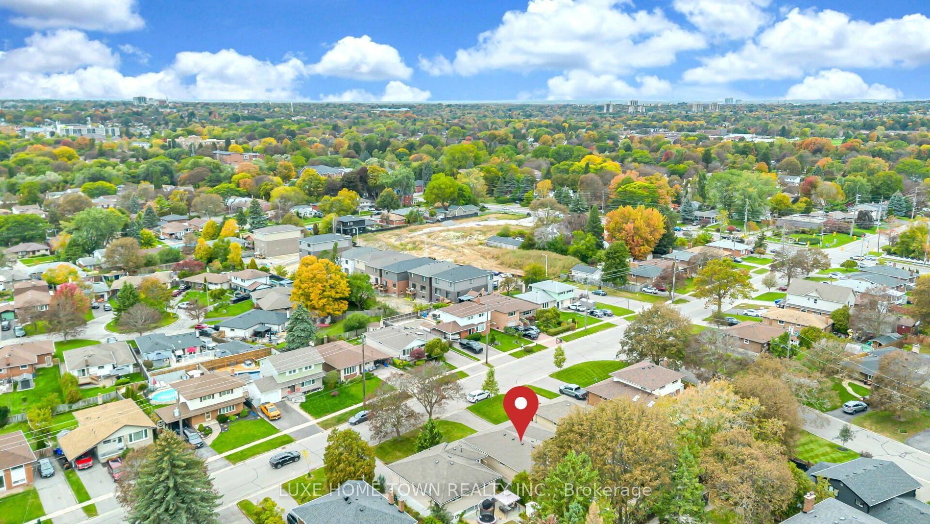 Photo 48 of 61 Keewatin Street S, Oshawa, Donevan — HOMEH