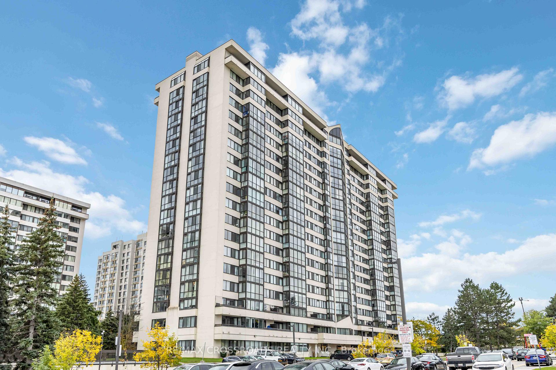 Photo 1 of Unit 209, 10 Markbrook Lane, Etobicoke, Mount Olive-Silverstone-Jamestown — HOMEH