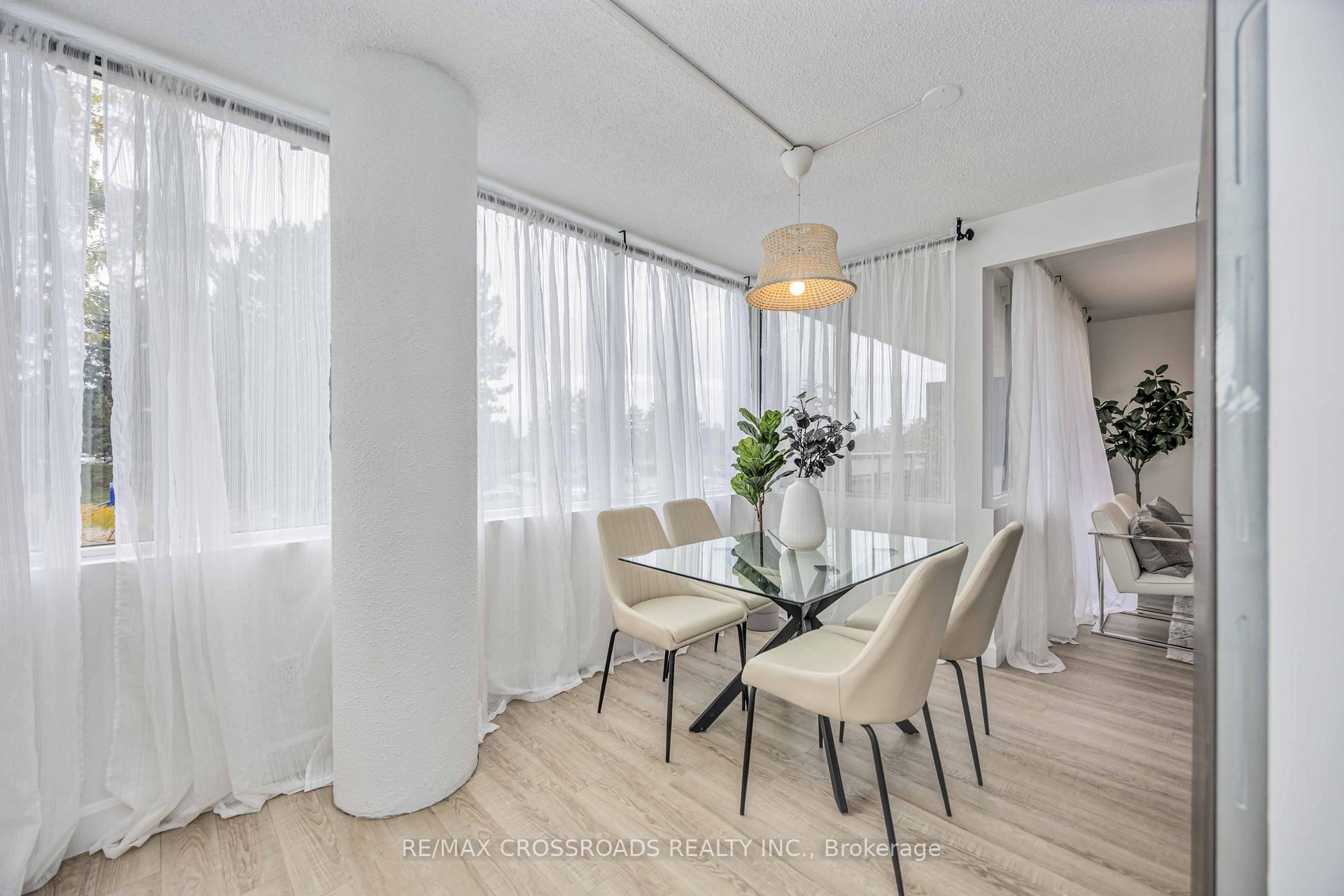 Photo 24 of Unit 209, 10 Markbrook Lane, Etobicoke, Mount Olive-Silverstone-Jamestown — HOMEH