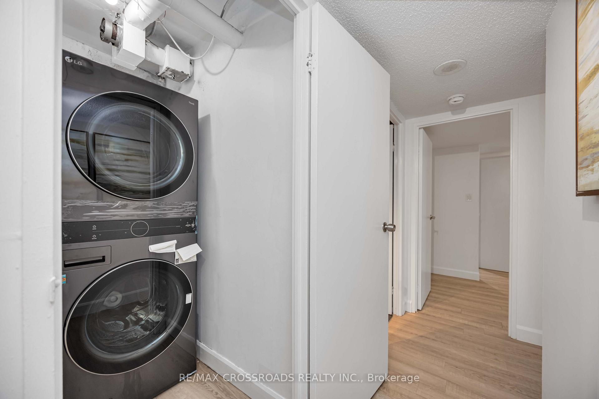 Photo 27 of Unit 209, 10 Markbrook Lane, Etobicoke, Mount Olive-Silverstone-Jamestown — HOMEH