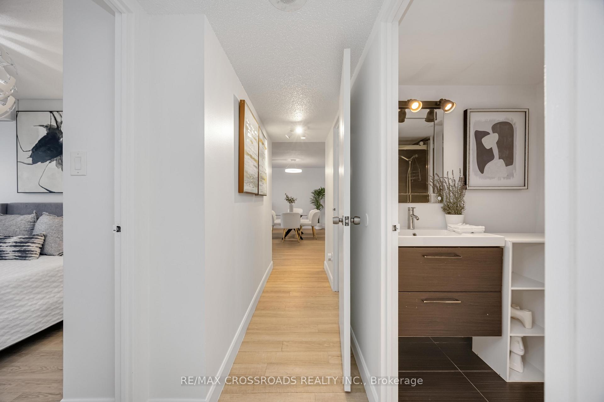 Photo 33 of Unit 209, 10 Markbrook Lane, Etobicoke, Mount Olive-Silverstone-Jamestown — HOMEH