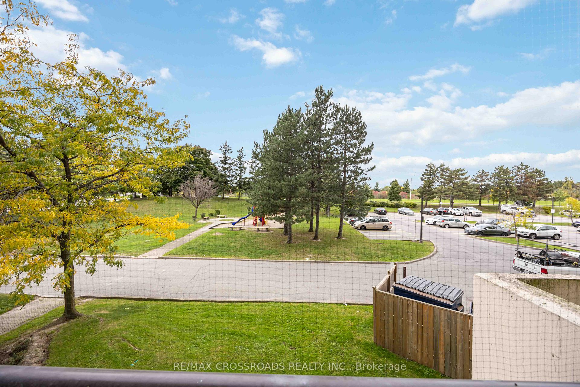 Photo 39 of Unit 209, 10 Markbrook Lane, Etobicoke, Mount Olive-Silverstone-Jamestown — HOMEH