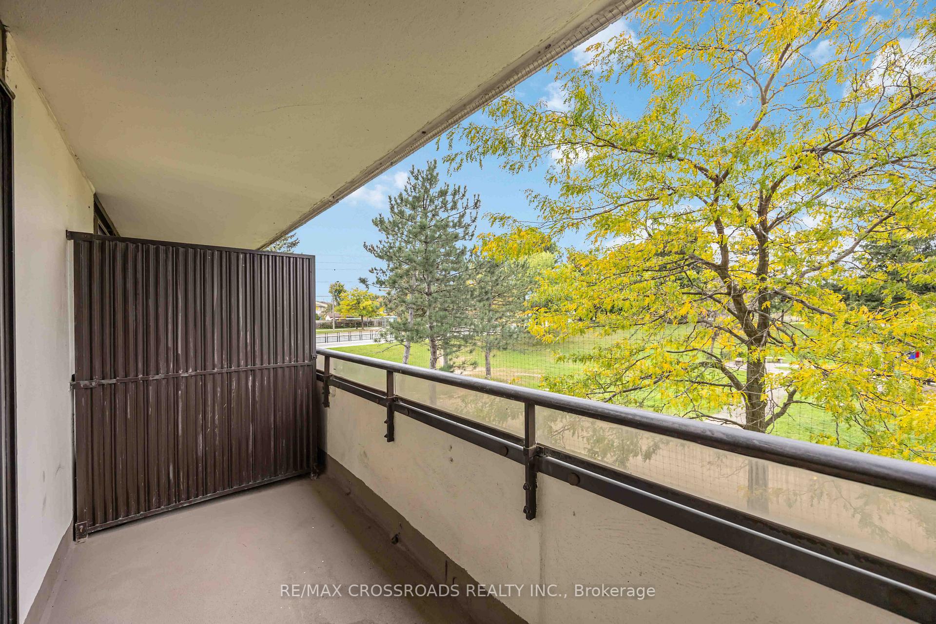 Photo 40 of Unit 209, 10 Markbrook Lane, Etobicoke, Mount Olive-Silverstone-Jamestown — HOMEH