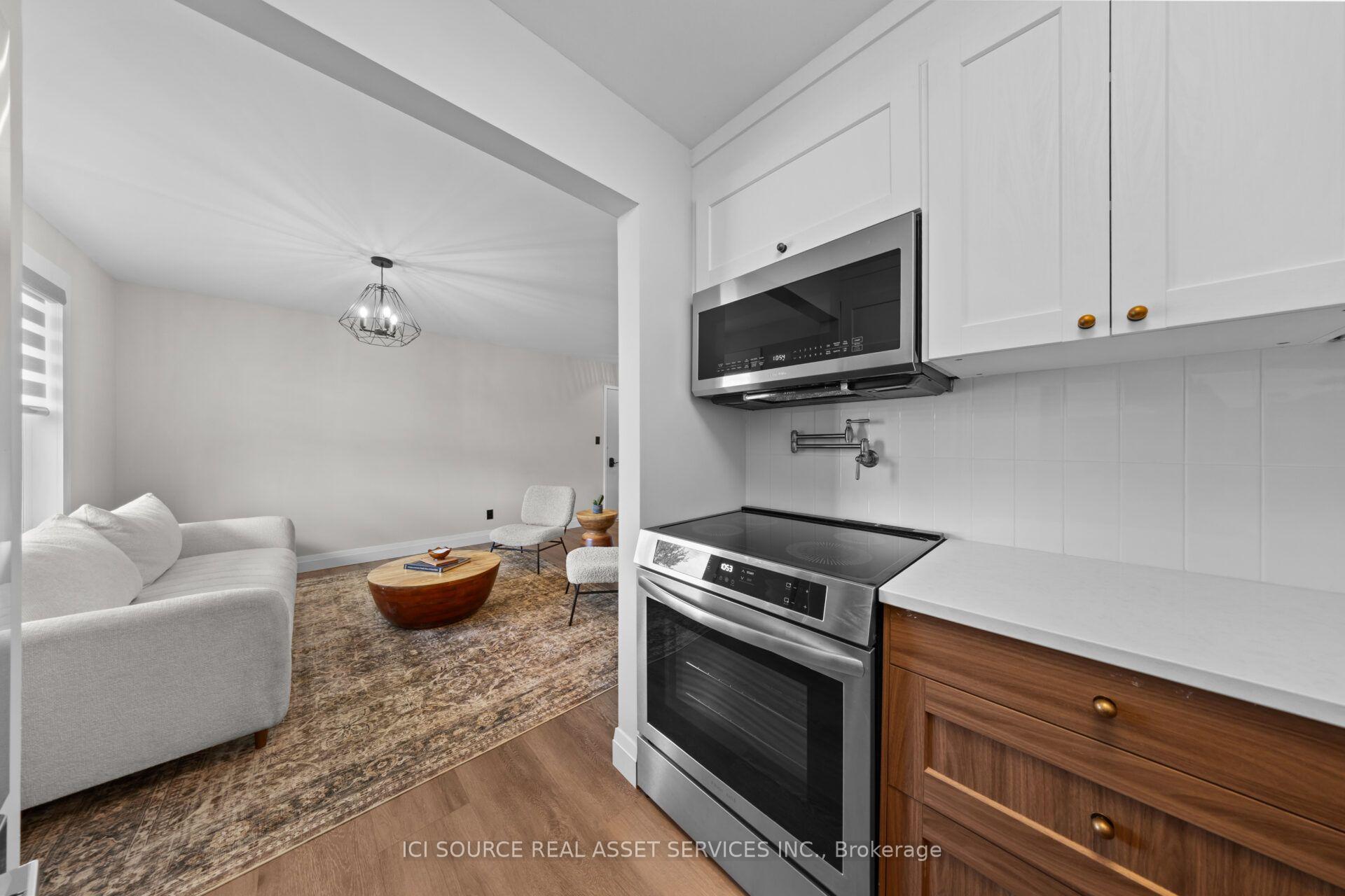 Photo 13 of Unit 3, 48 Wilson Street W, Perth, Perth — HOMEH