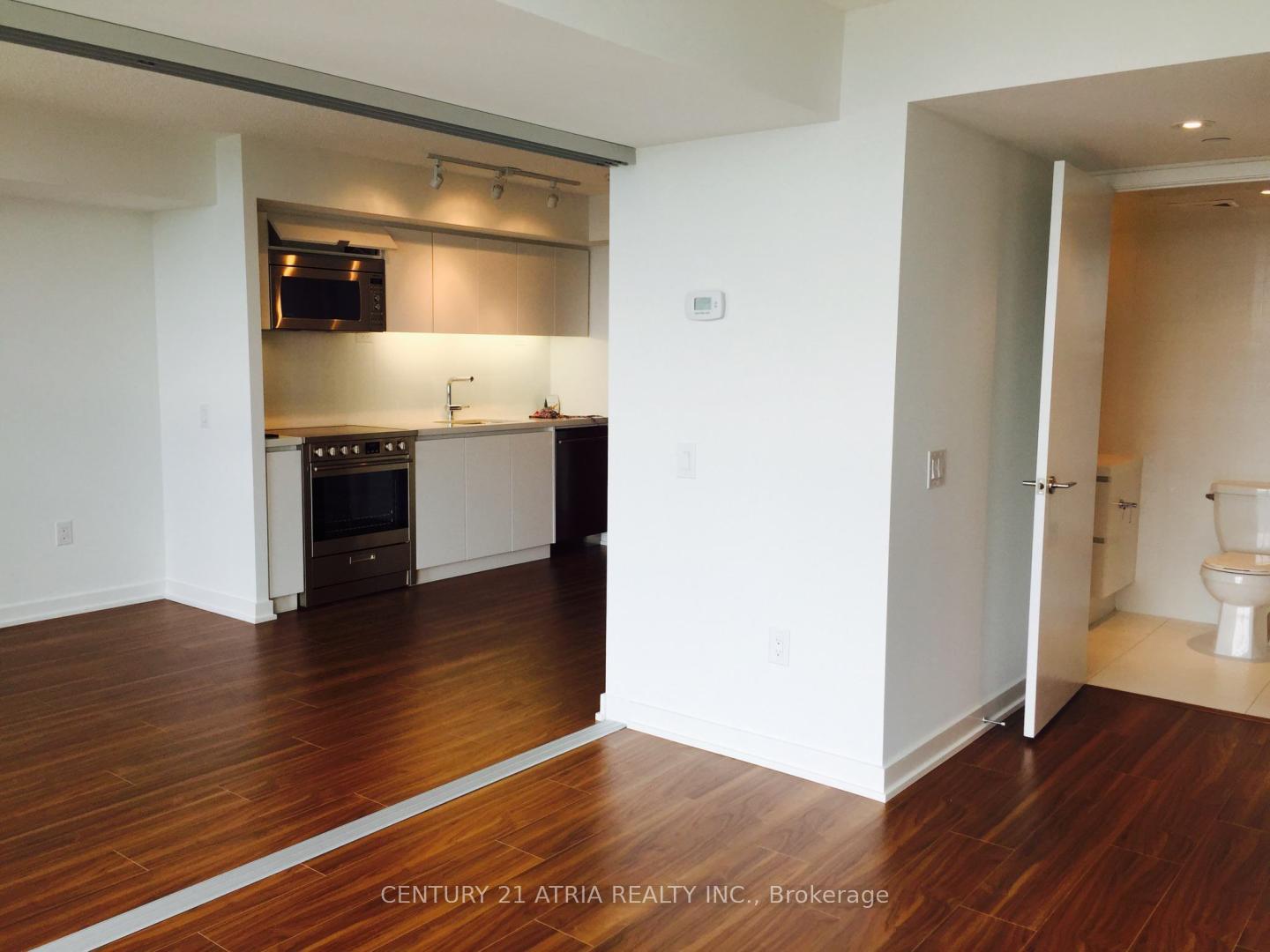 Photo 7 of Unit 4210, 85 Queens Wharf Road, Toronto, Waterfront Communities — HOMEH