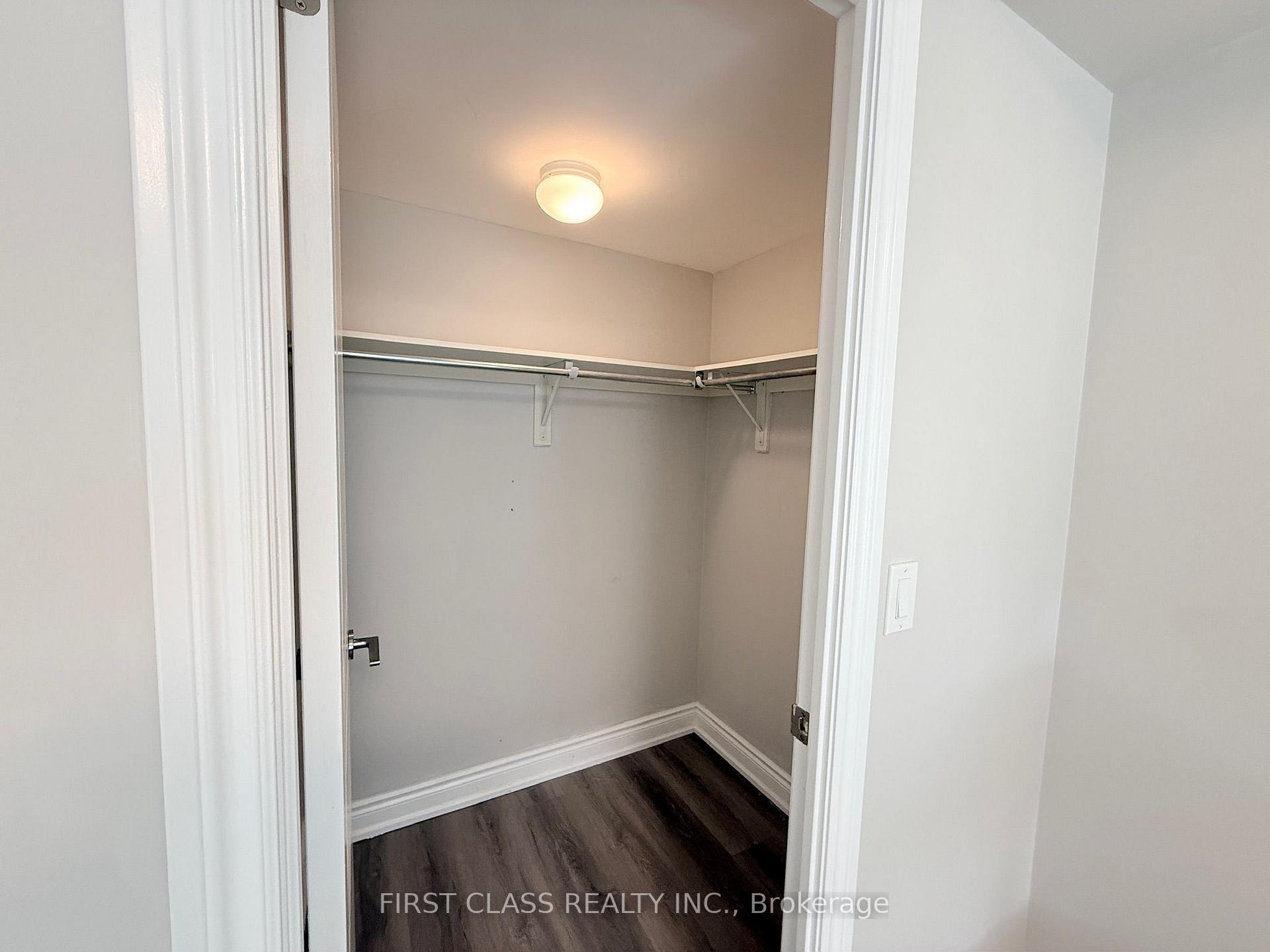 Photo 12 of Unit 718, 32 Clegg Road, Markham, Unionville — HOMEH