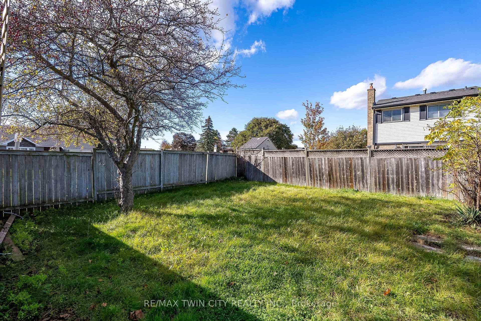 Photo 31 of 170 Sunset Boulevard, Cambridge, Blair Road — HOMEH