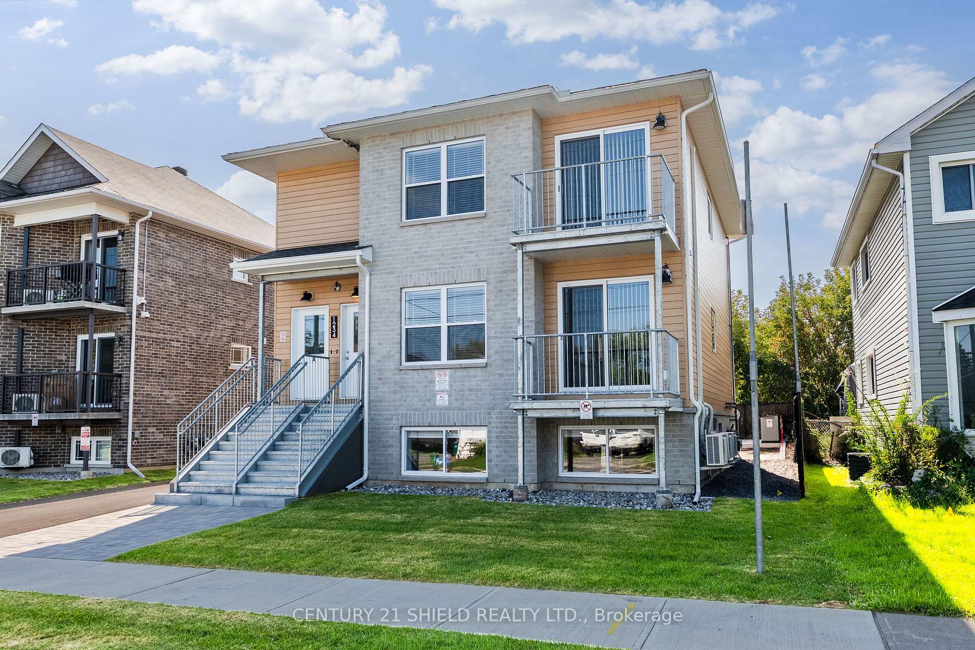 Photo 4 of Unit A, 1234 Cumberland Street, Cornwall, Cornwall — HOMEH