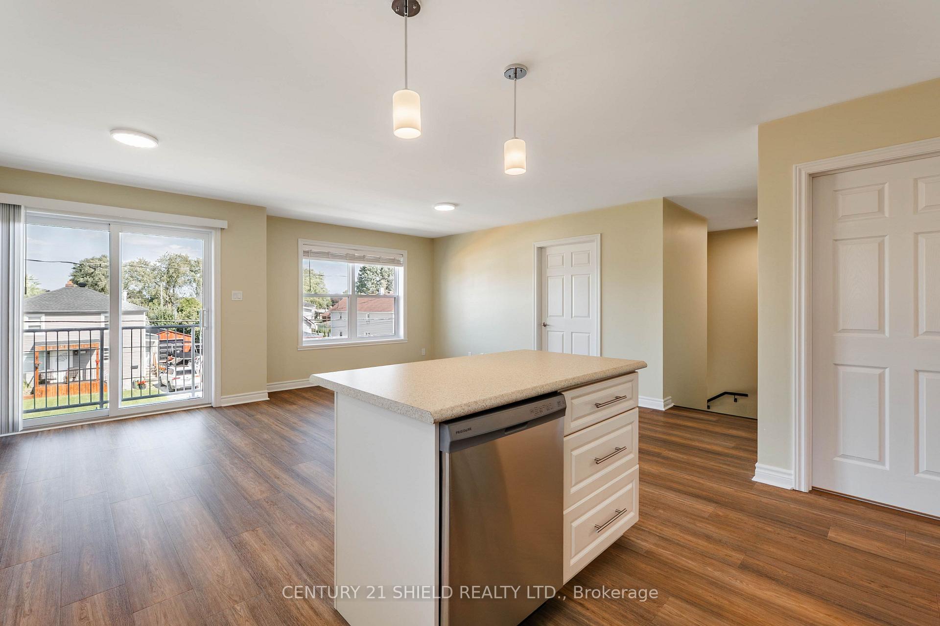 Photo 7 of Unit A, 1234 Cumberland Street, Cornwall, Cornwall — HOMEH