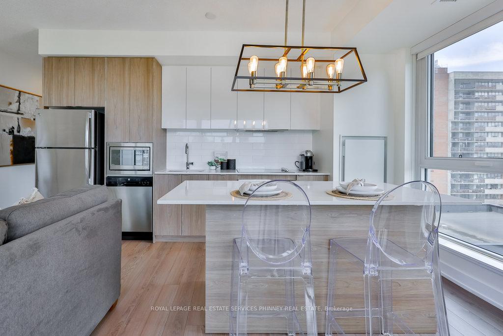 Photo 6 of Unit 401, 8 Ann Street, Mississauga, Port Credit — HOMEH