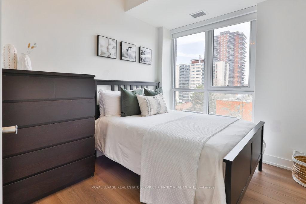 Photo 15 of Unit 401, 8 Ann Street, Mississauga, Port Credit — HOMEH