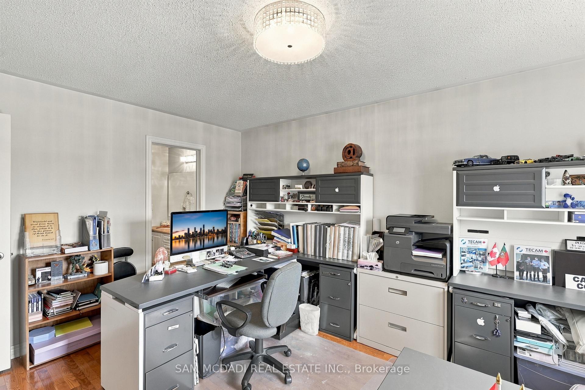 Photo 34 of 35 Tiana Court, Vaughan, Vellore Village — HOMEH