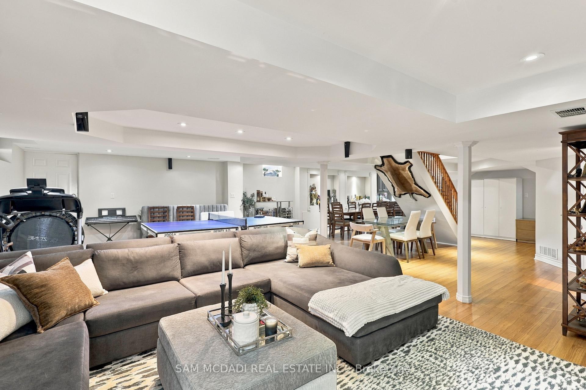 Photo 39 of 35 Tiana Court, Vaughan, Vellore Village — HOMEH