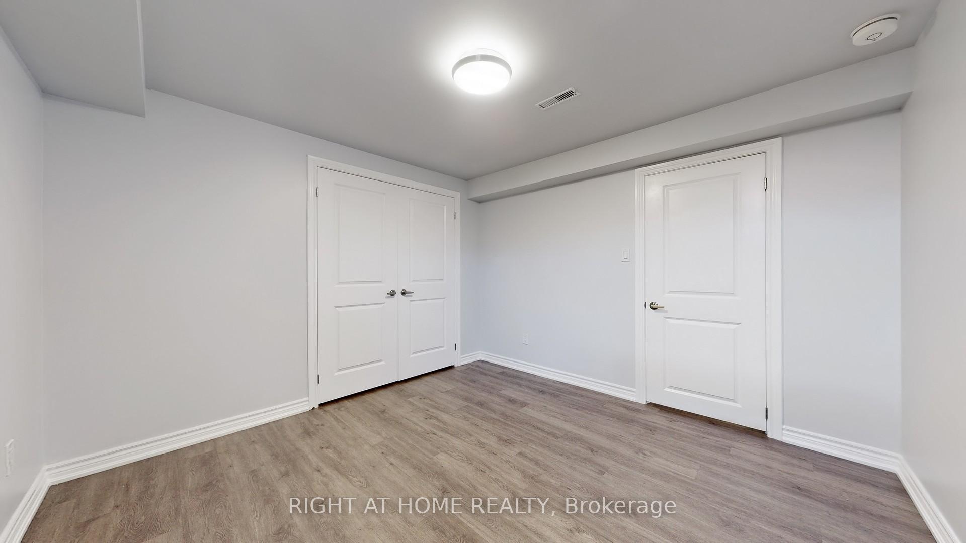 Photo 8 of 38 Prince George Crescent, Barrie, Innis-Shore — HOMEH