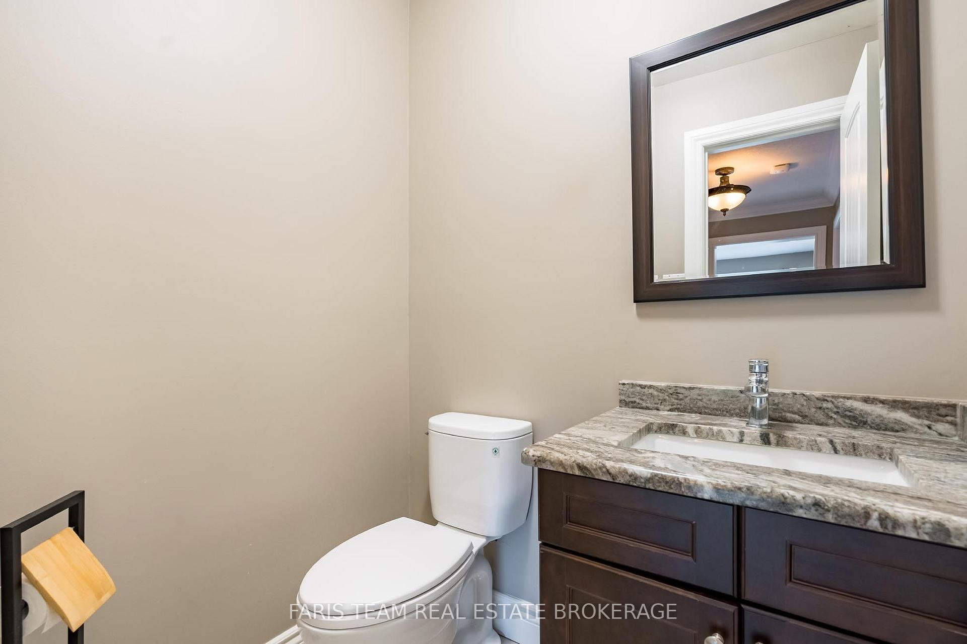 Photo 11 of 61 Oakridge Drive, Barrie, Sunnidale — HOMEH
