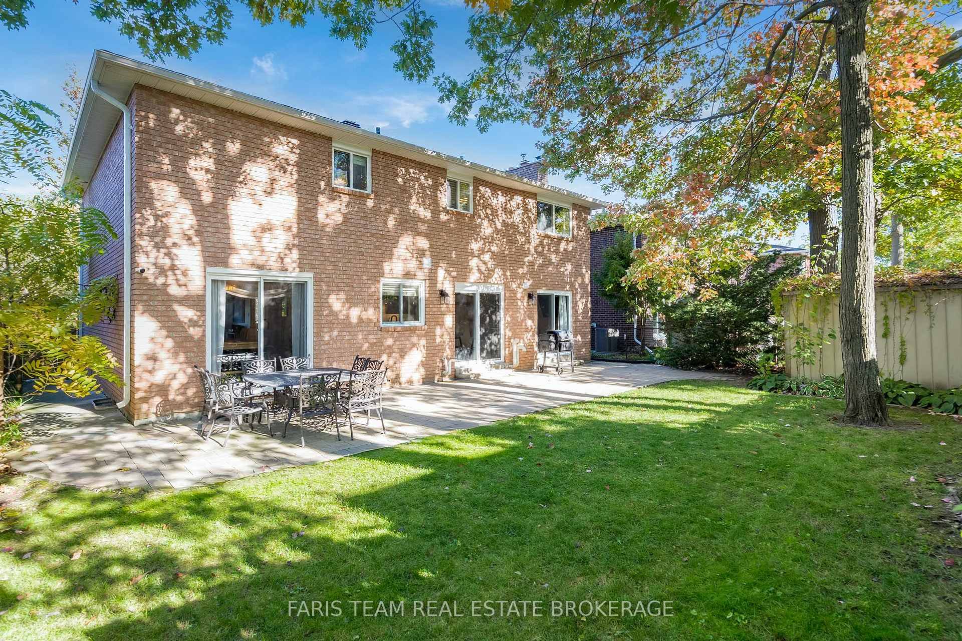 Photo 26 of 61 Oakridge Drive, Barrie, Sunnidale — HOMEH