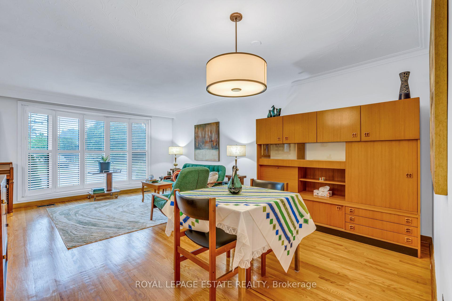 Photo 6 of 252 Brimorton Drive, Scarborough, Woburn — HOMEH