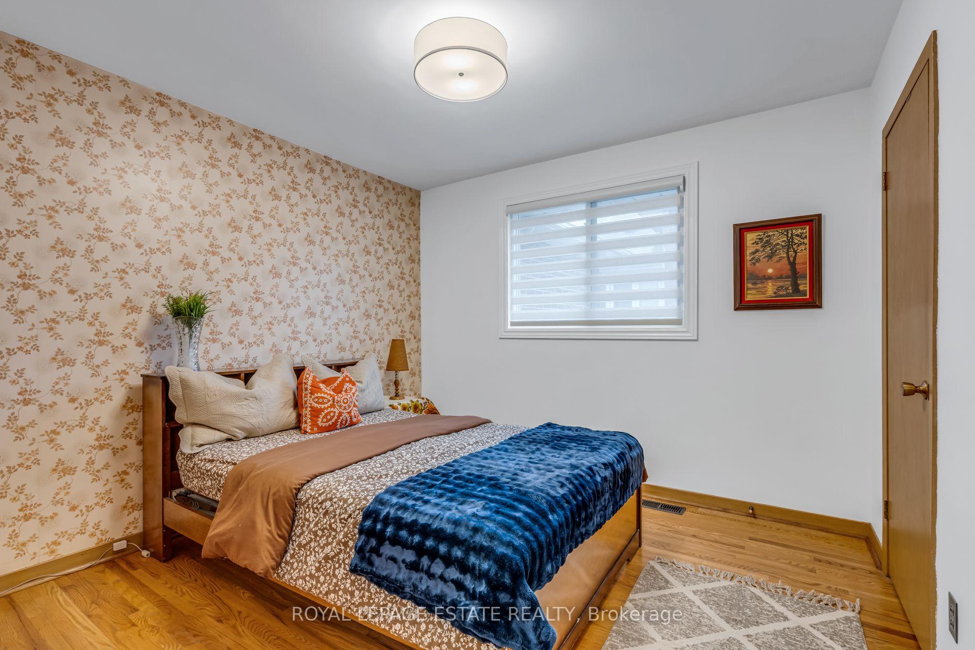 Photo 13 of 252 Brimorton Drive, Scarborough, Woburn — HOMEH