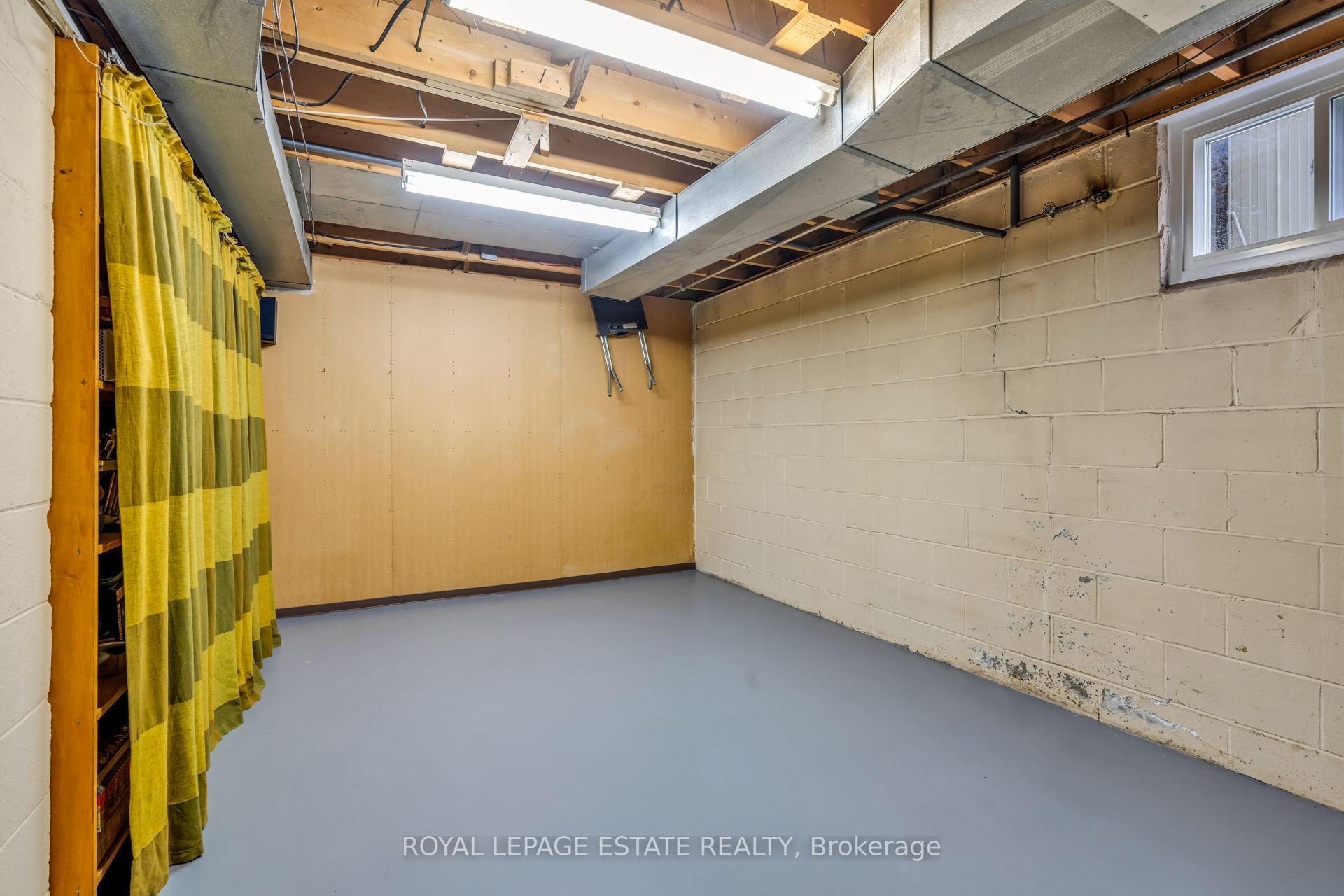 Photo 21 of 252 Brimorton Drive, Scarborough, Woburn — HOMEH