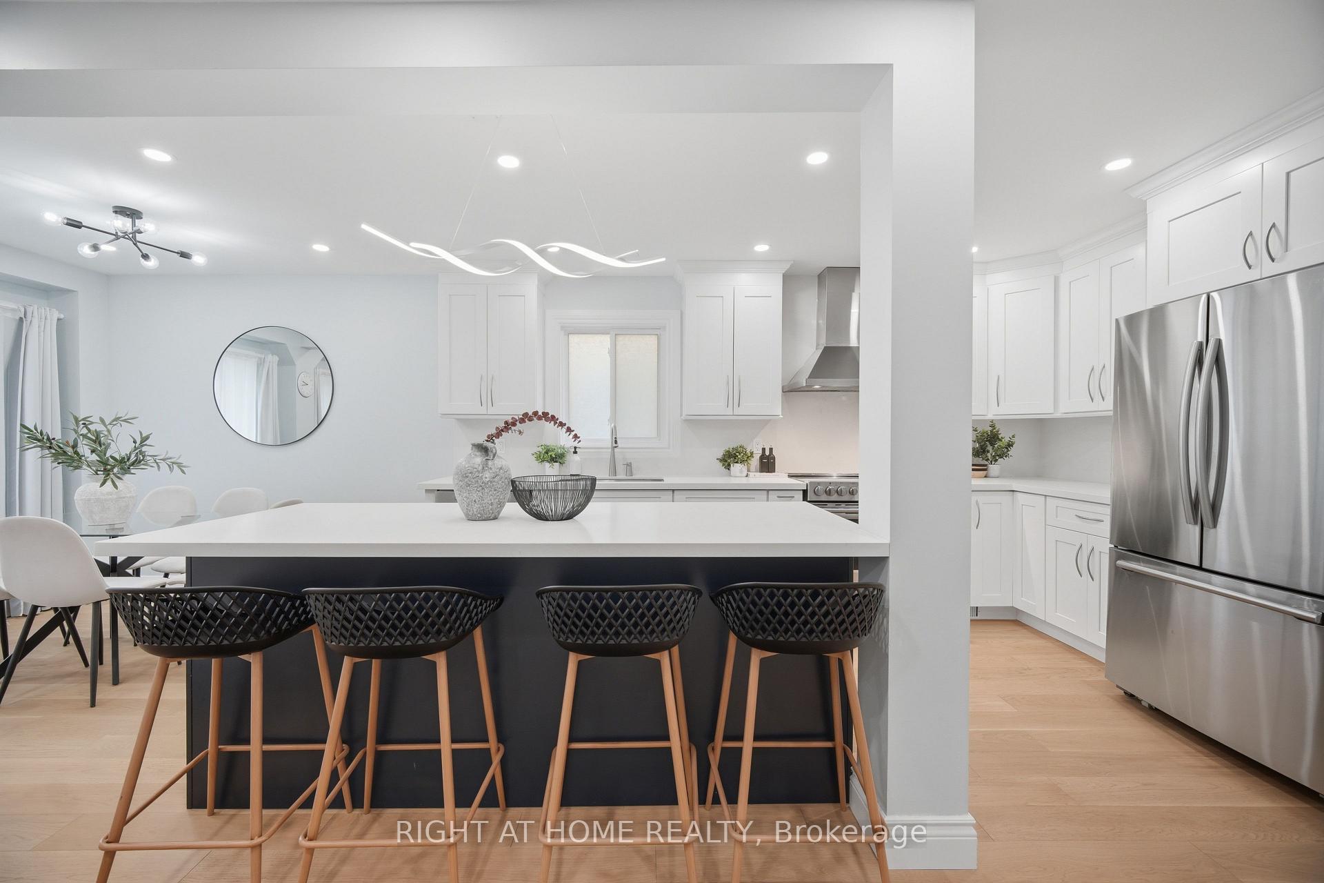 Photo 4 of 21 Dobson Drive, Ajax, Central — HOMEH