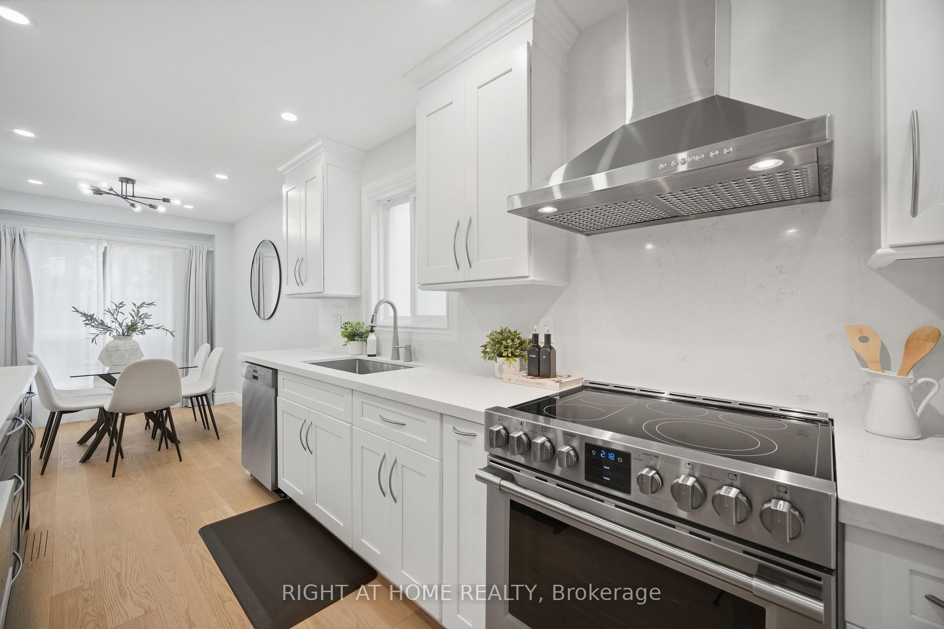 Photo 7 of 21 Dobson Drive, Ajax, Central — HOMEH
