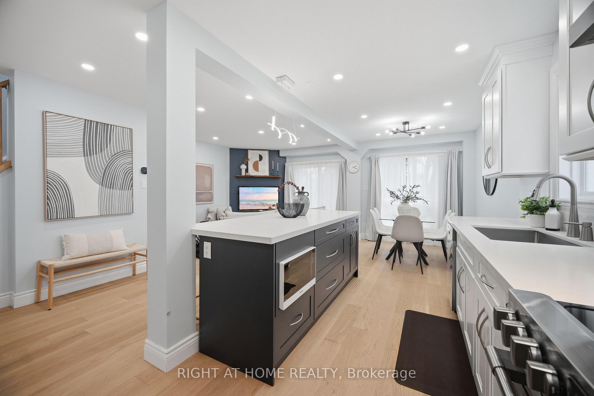 Photo 8 of 21 Dobson Drive, Ajax, Central — HOMEH