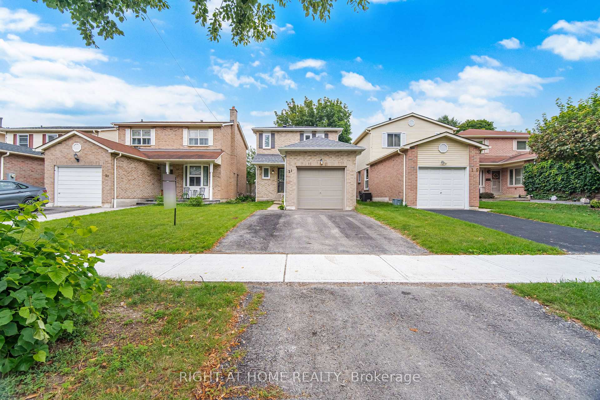 Photo 41 of 21 Dobson Drive, Ajax, Central — HOMEH