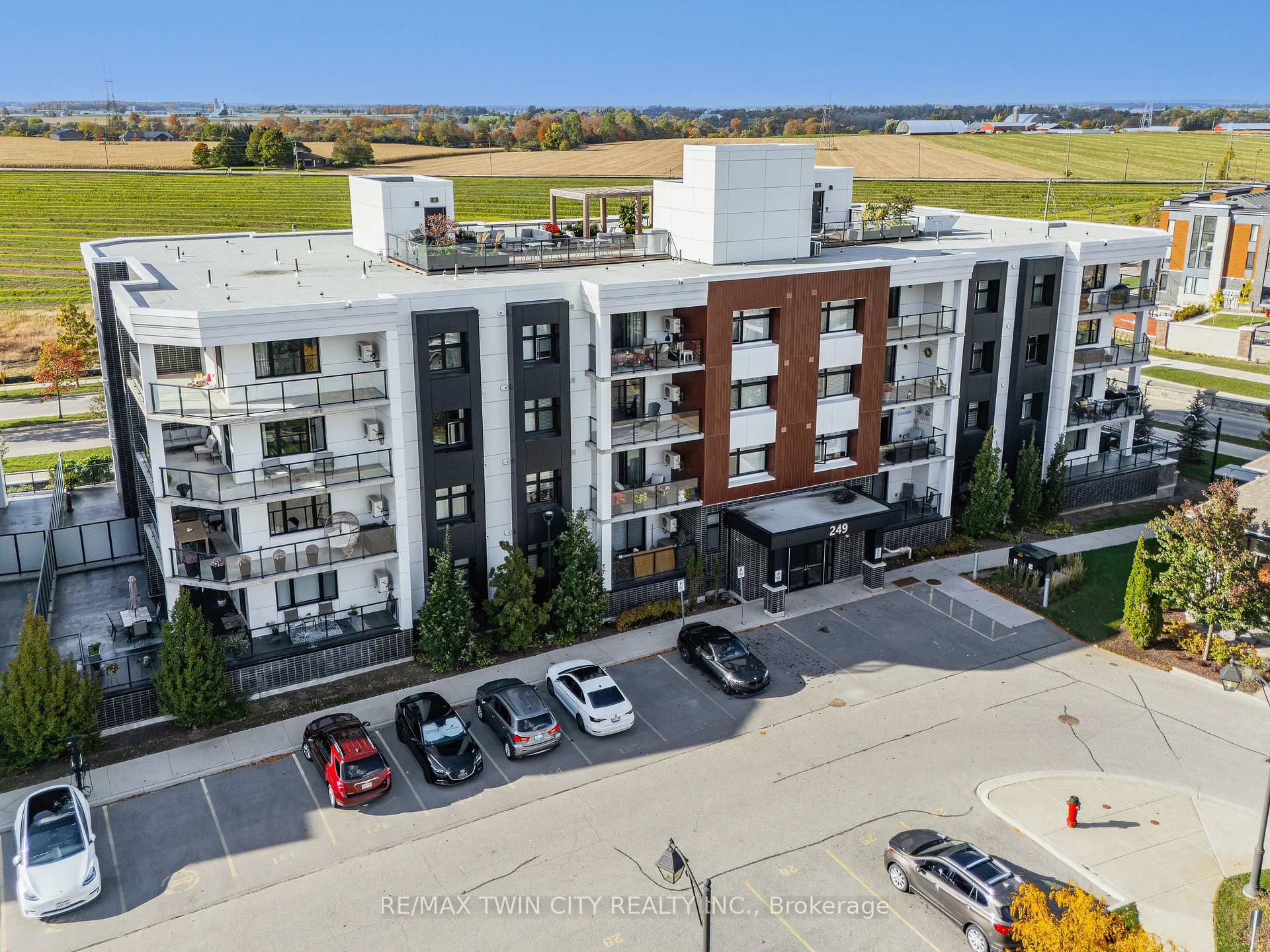 Photo 5 of Unit 302, 249 Grey Silo Road, Waterloo, Eastbridge — HOMEH