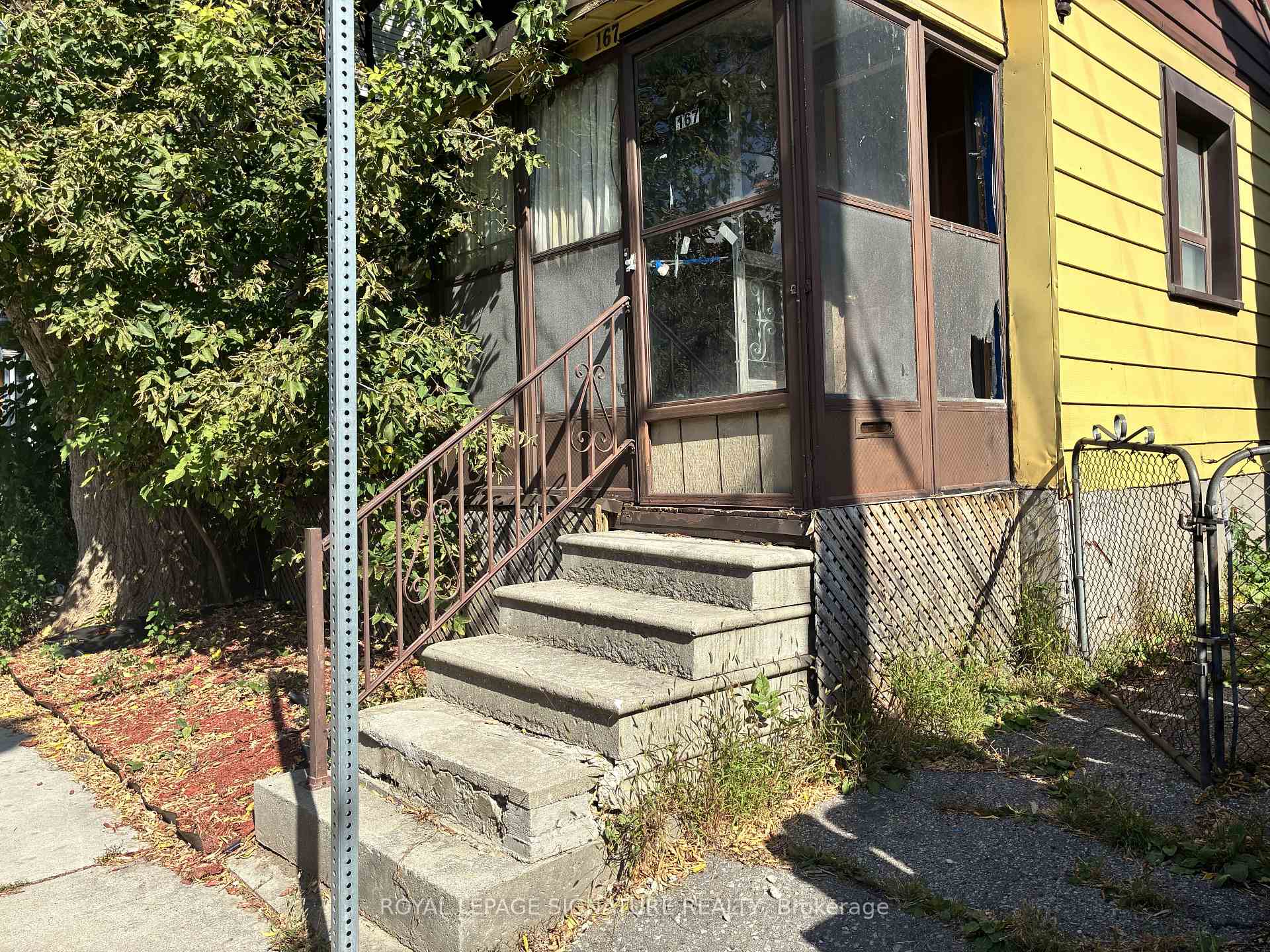 Photo 2 of 167 Craven Road, Toronto, Greenwood-Coxwell — HOMEH