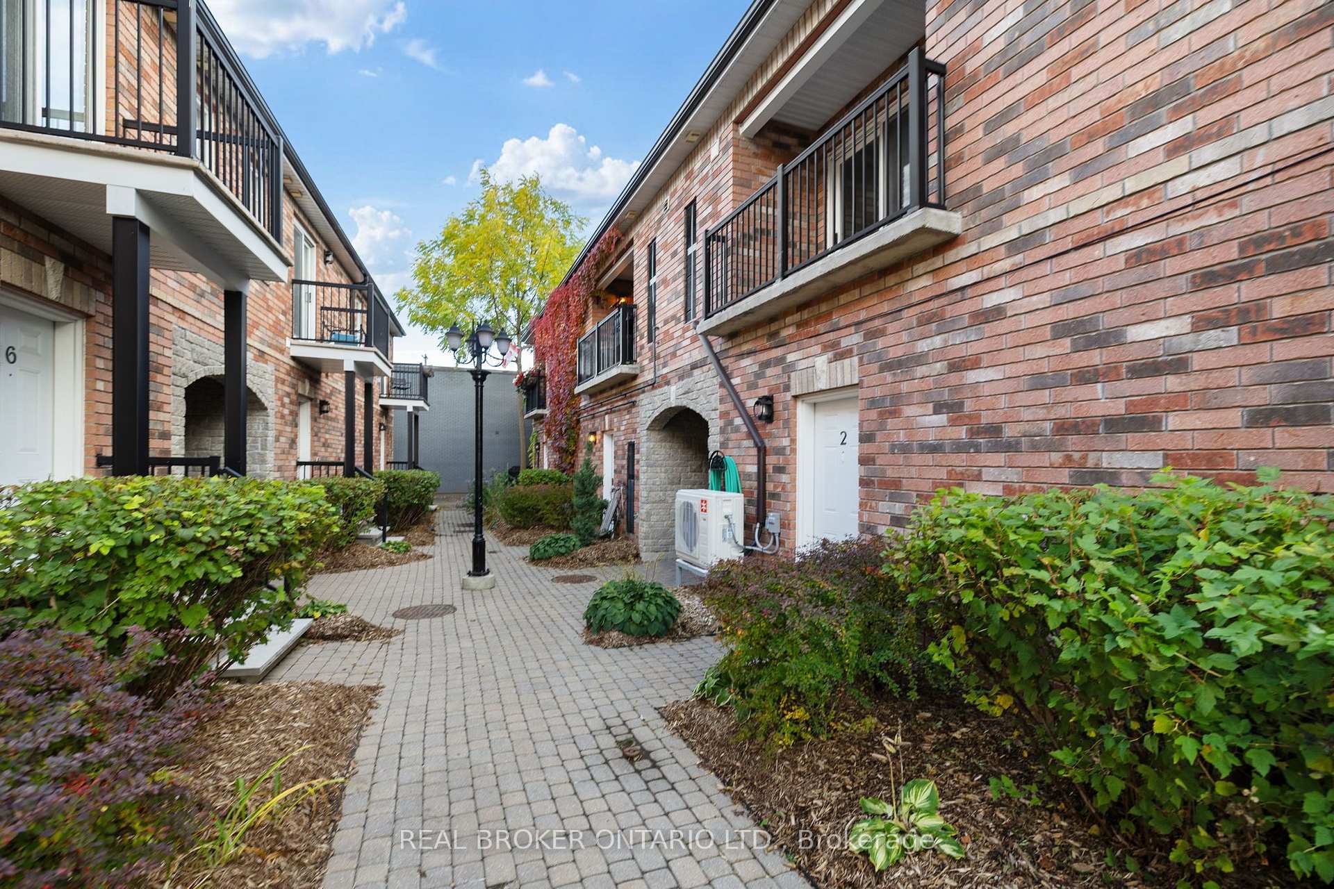 Photo of Unit 2, 125 Prescott Street