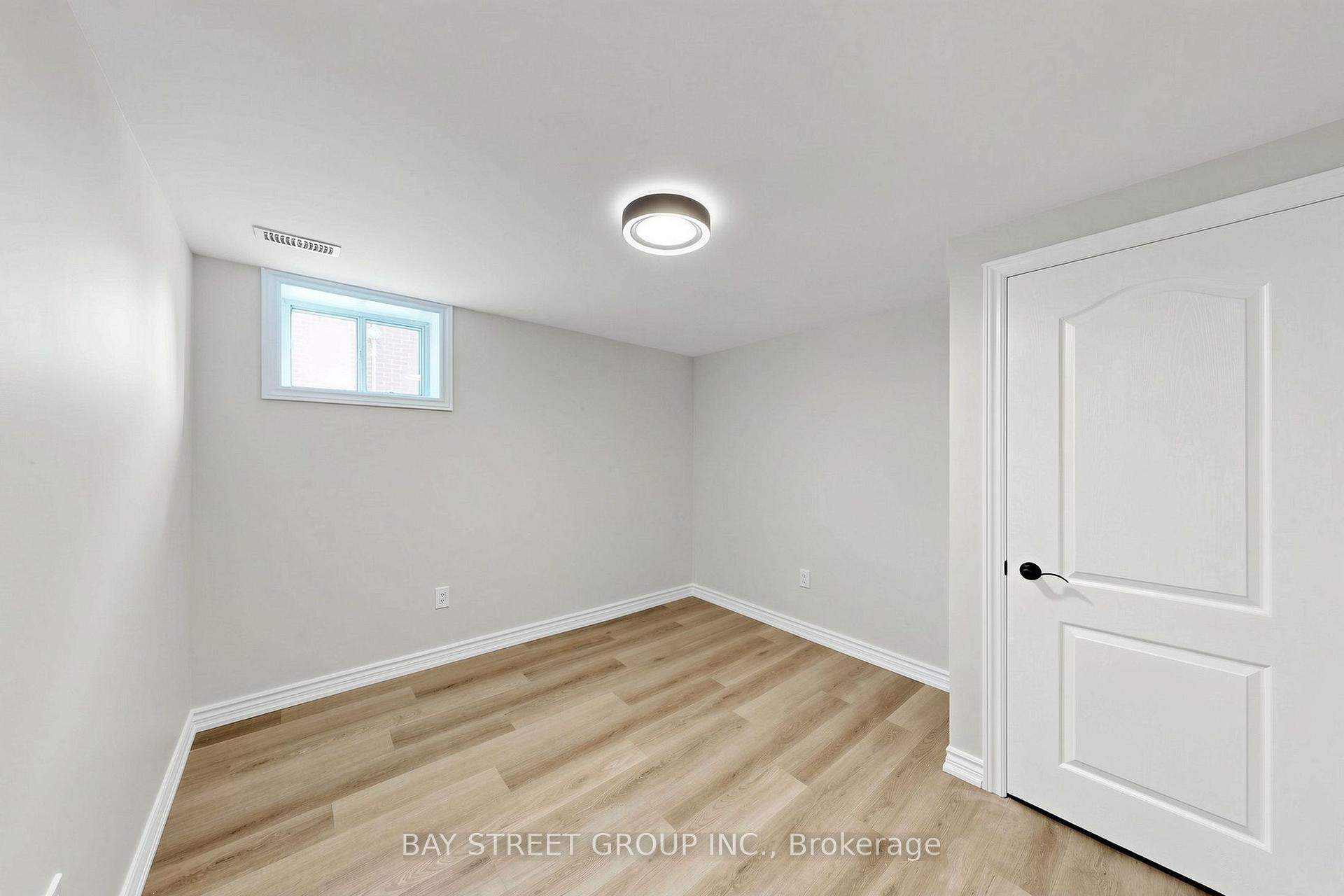 Photo 10 of Unit Bsmt, 28 Warren Avenue, Hamilton, Balfour — HOMEH