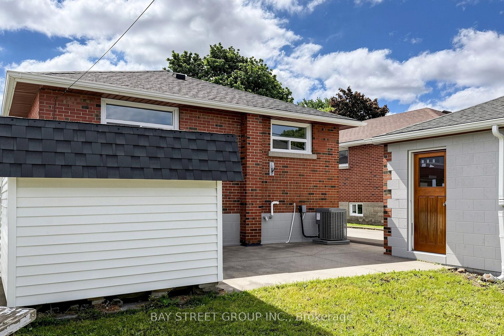 Photo 18 of Unit Bsmt, 28 Warren Avenue, Hamilton, Balfour — HOMEH