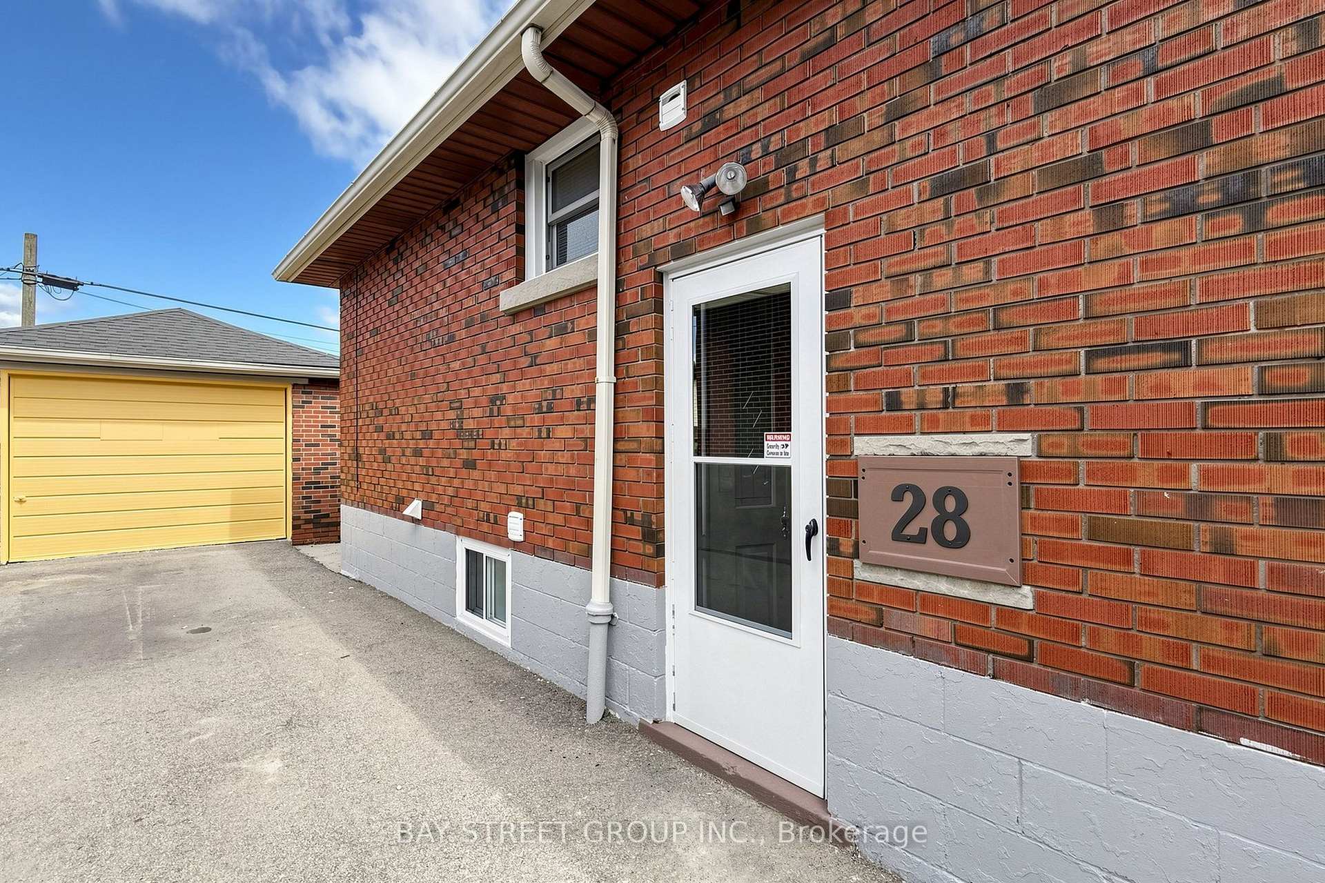 Photo 23 of Unit Bsmt, 28 Warren Avenue, Hamilton, Balfour — HOMEH