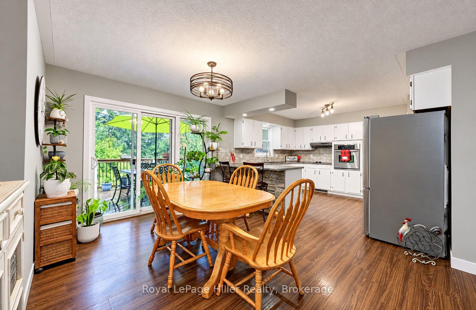 Photo 9 of 3209 Perth Road 163, West Perth, Fullarton — HOMEH