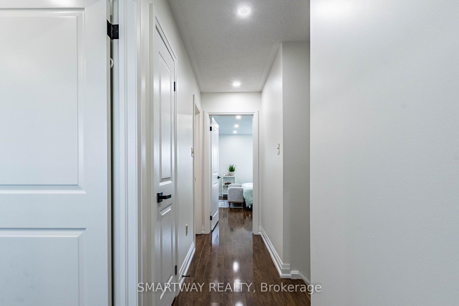 Photo 23 of 94 Goldenlight Circle, Brampton, Brampton West — HOMEH
