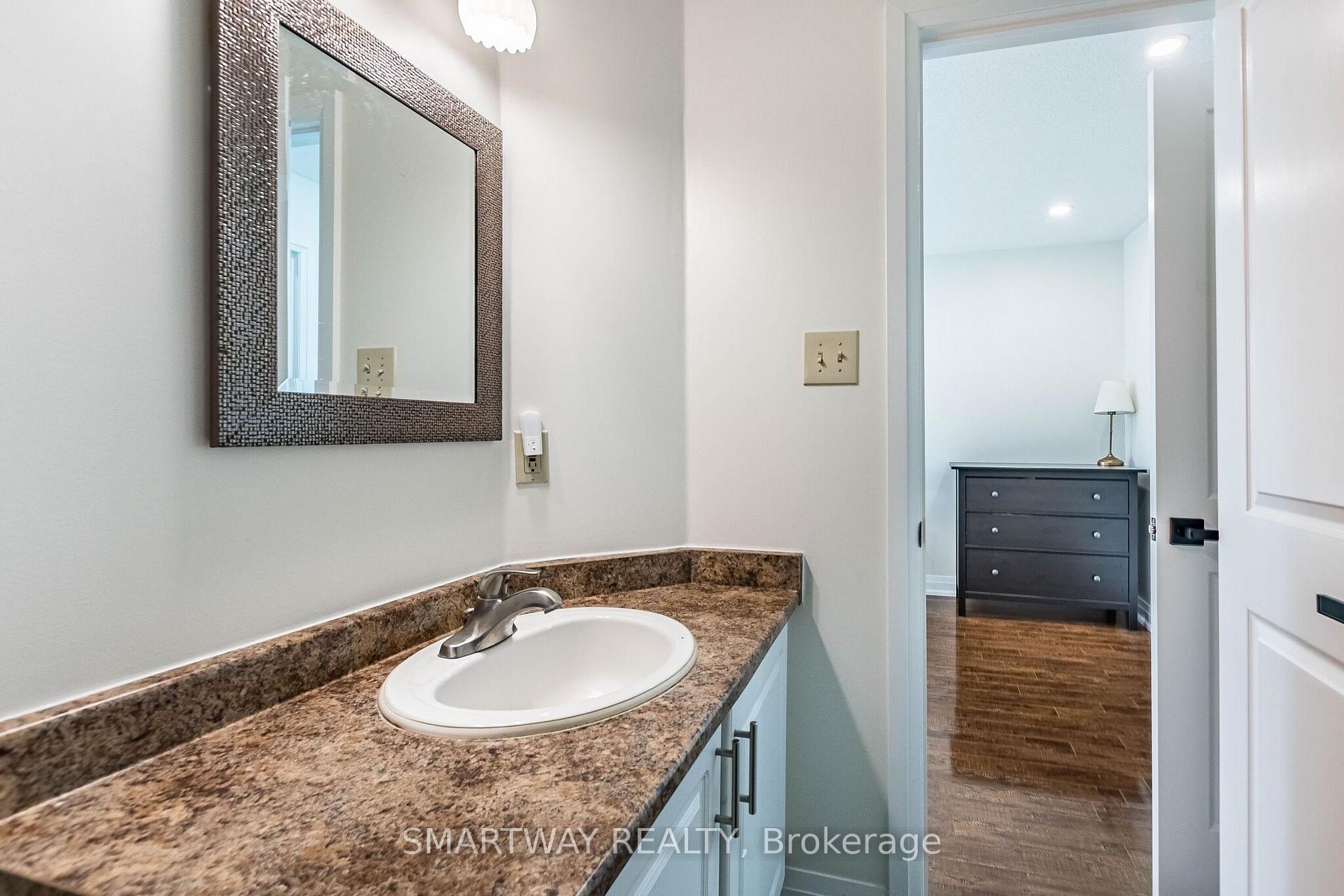 Photo 33 of 94 Goldenlight Circle, Brampton, Brampton West — HOMEH