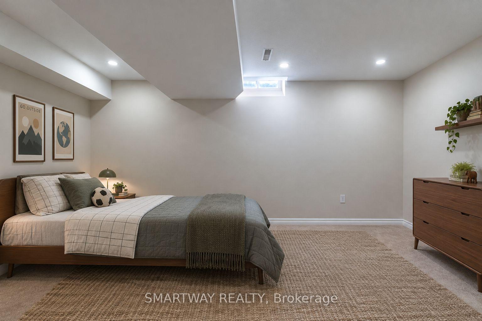 Photo 42 of 94 Goldenlight Circle, Brampton, Brampton West — HOMEH