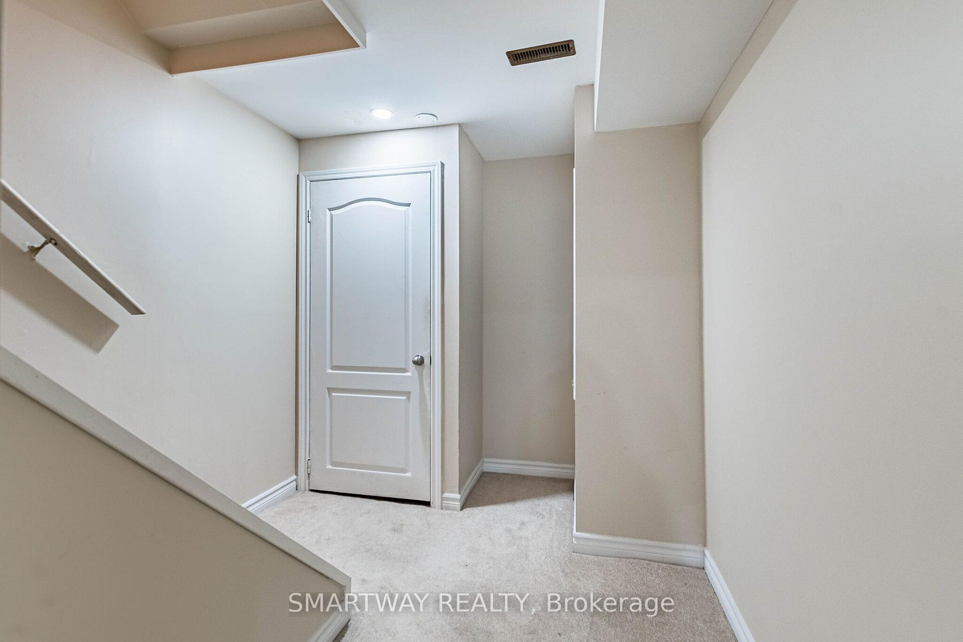 Photo 46 of 94 Goldenlight Circle, Brampton, Brampton West — HOMEH
