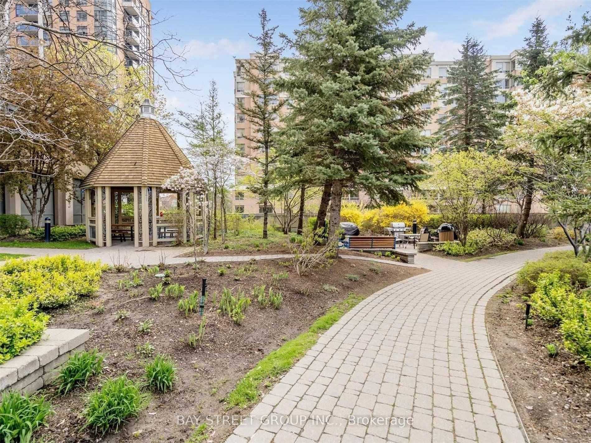Photo 9 of Unit 1107, 5 Northtown Way, North York, Willowdale East — HOMEH