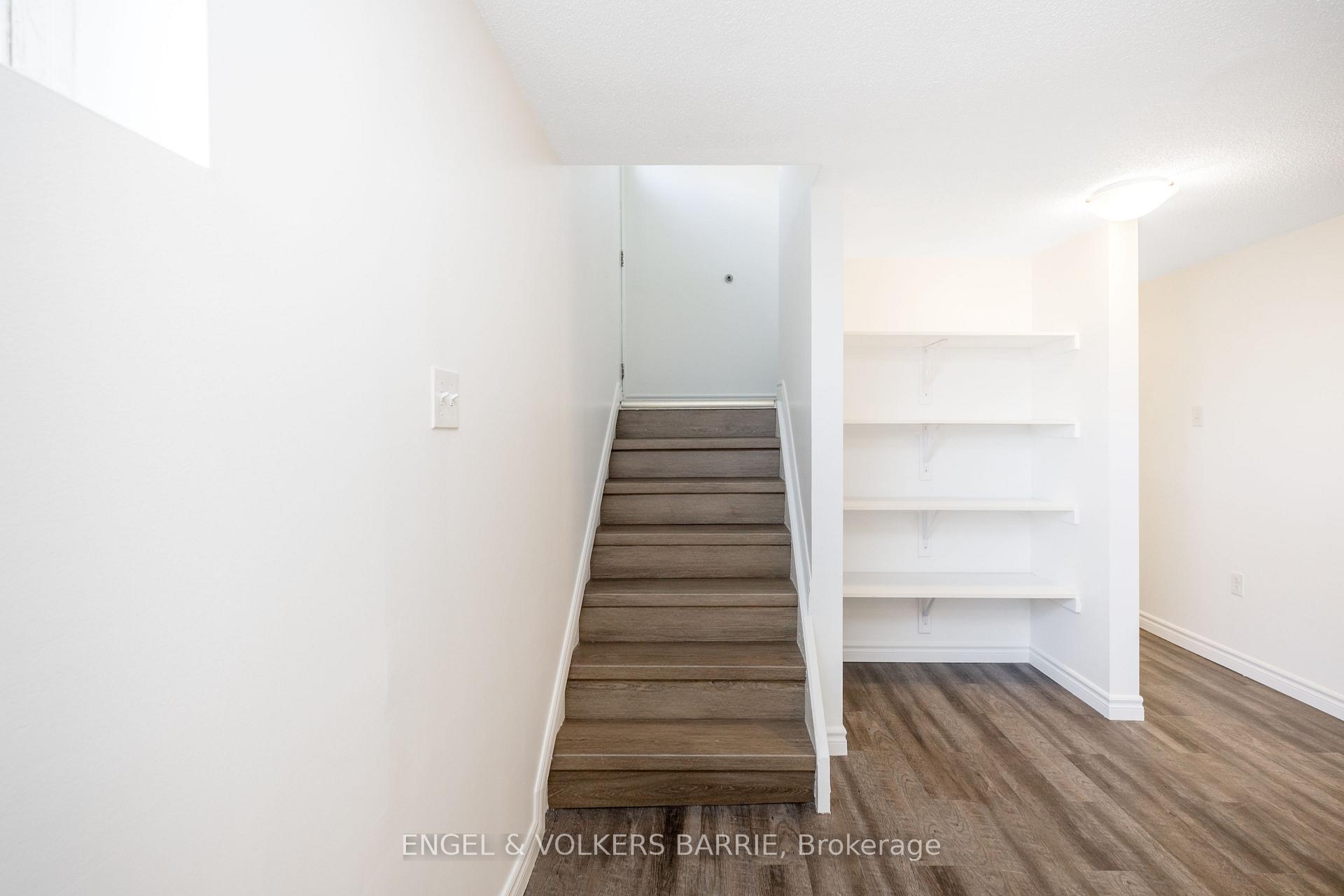 Photo 3 of Unit Lower, 22A Bernick Drive, Barrie, Grove East — HOMEH