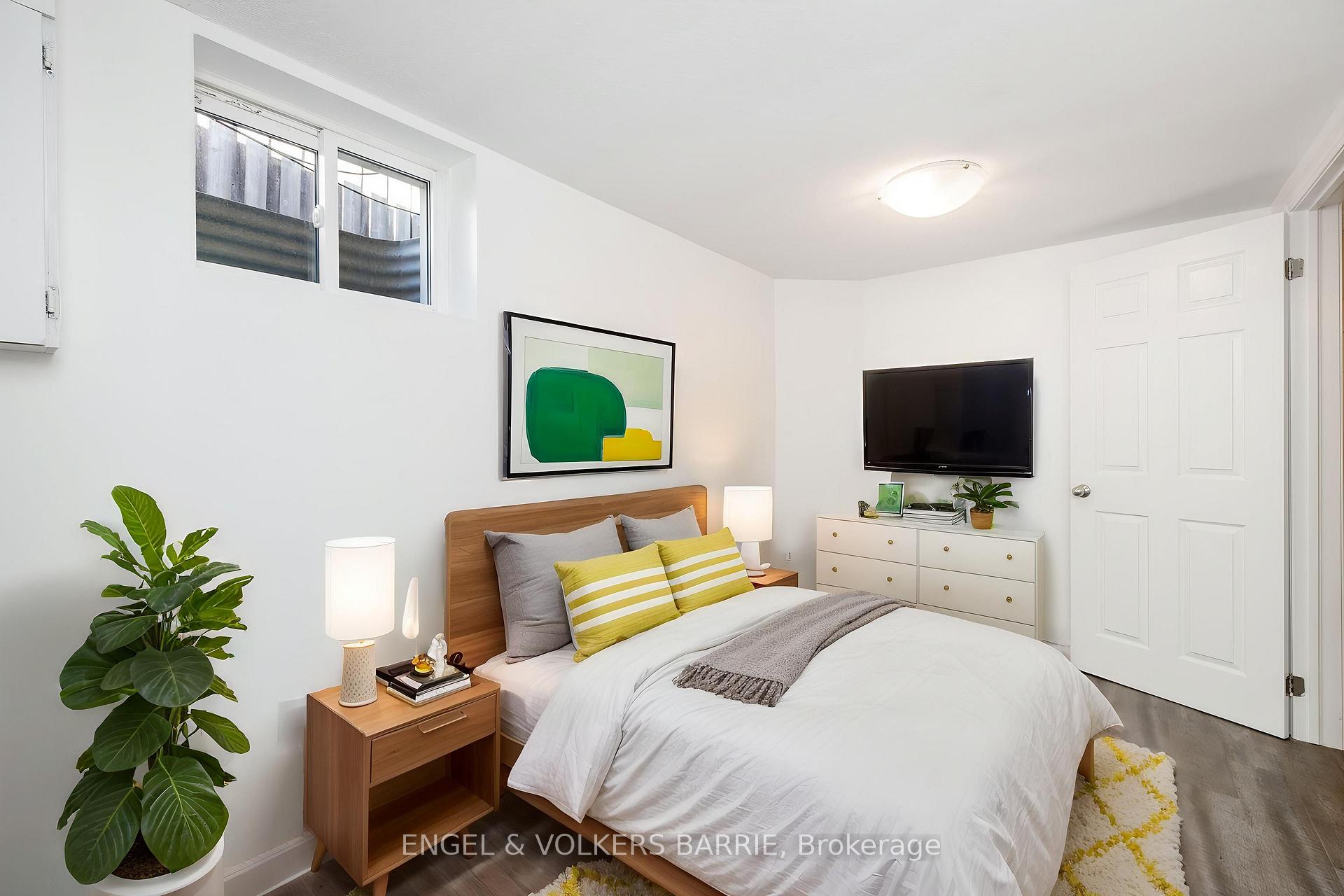 Photo 13 of Unit Lower, 22A Bernick Drive, Barrie, Grove East — HOMEH