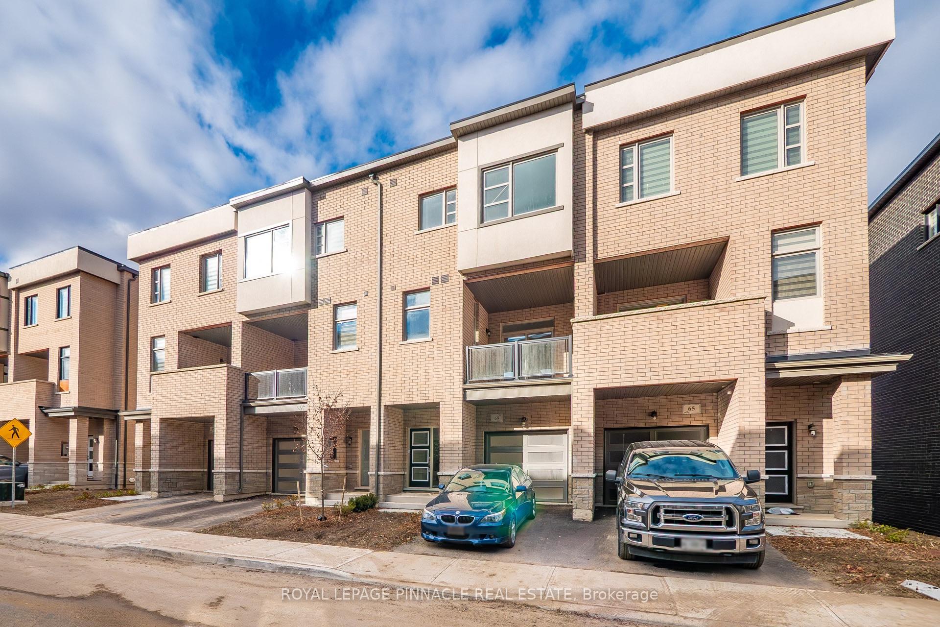 Photo 2 of 69 Inverary Crescent, Vaughan, Kleinburg — HOMEH