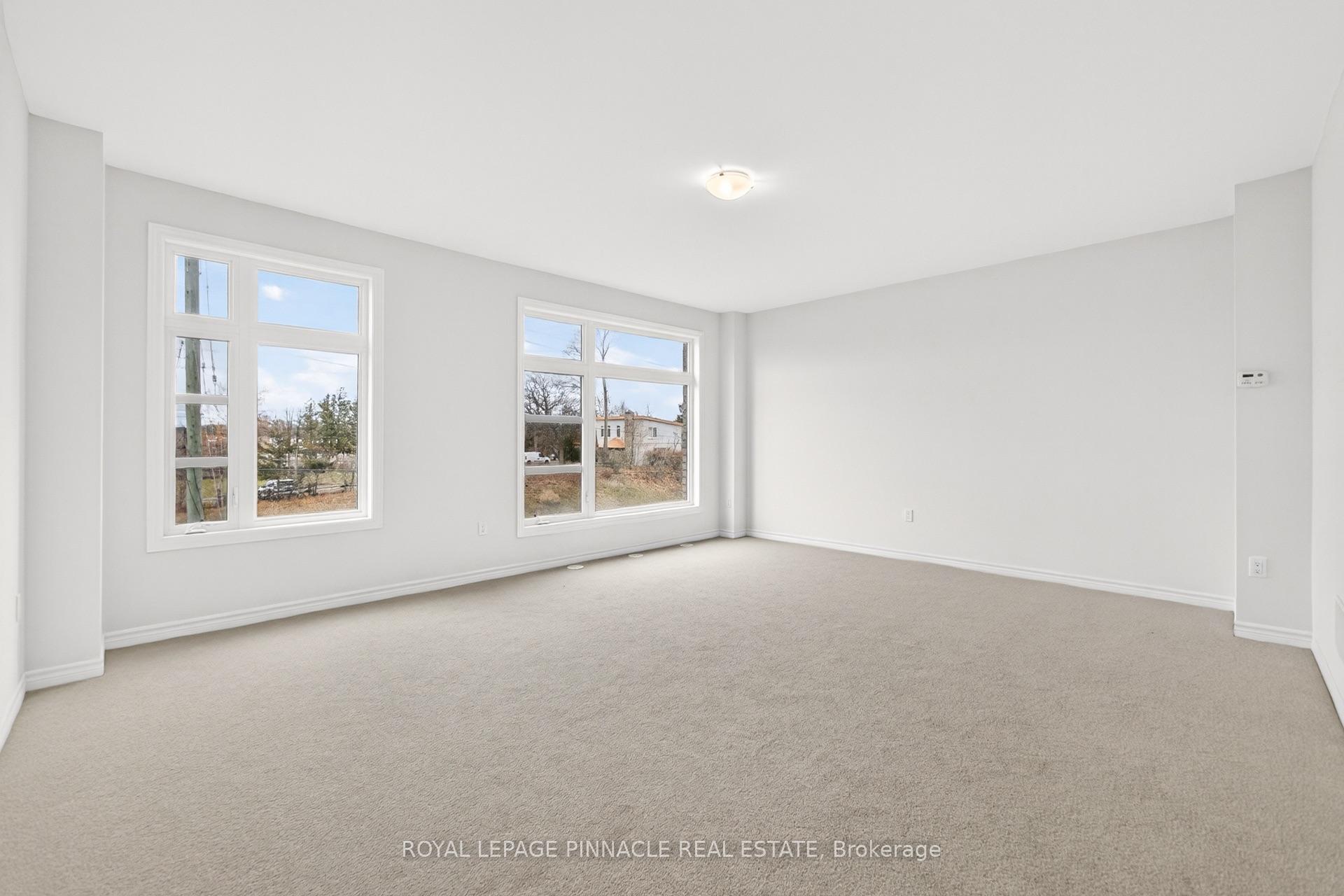 Photo 6 of 69 Inverary Crescent, Vaughan, Kleinburg — HOMEH