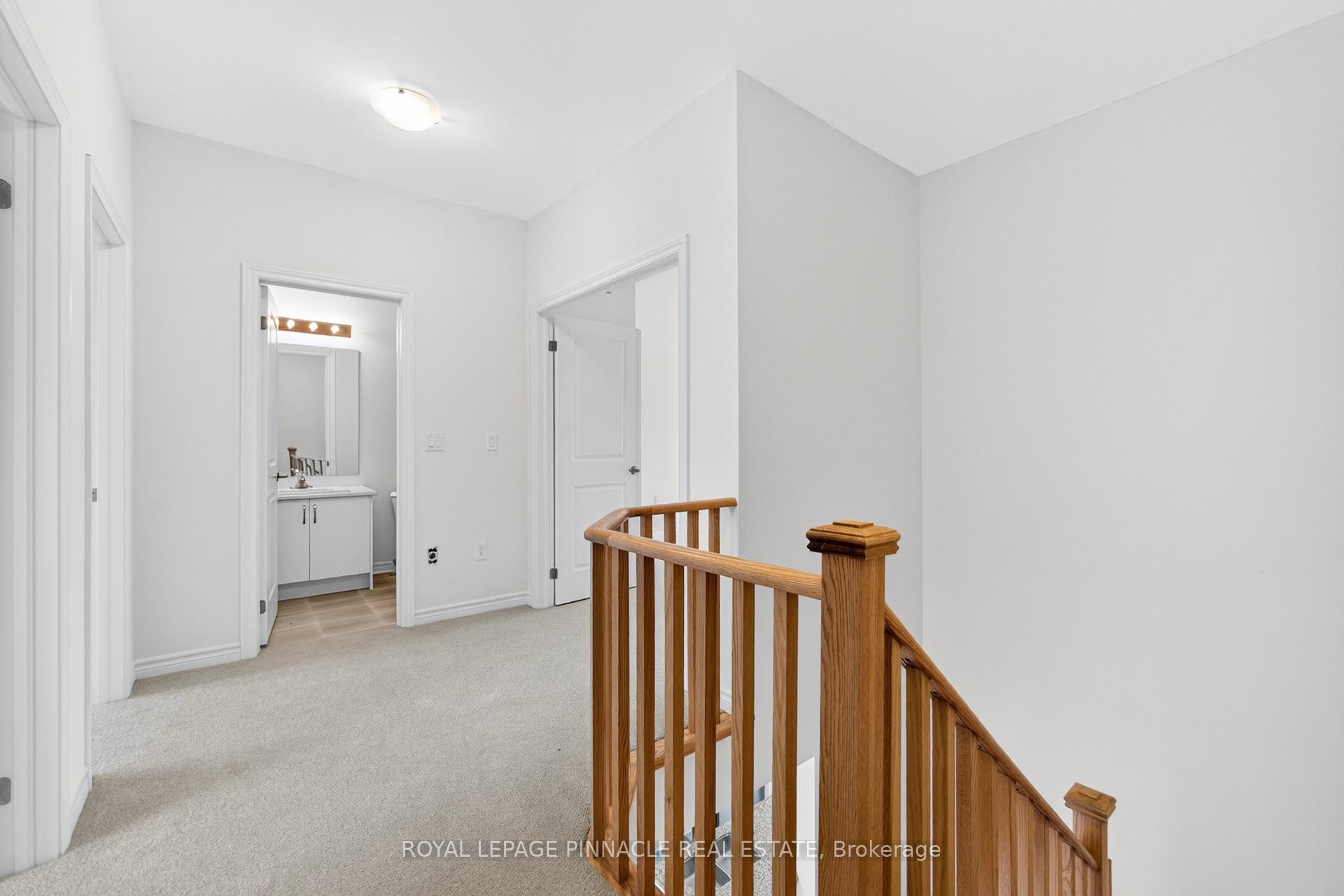Photo 31 of 69 Inverary Crescent, Vaughan, Kleinburg — HOMEH