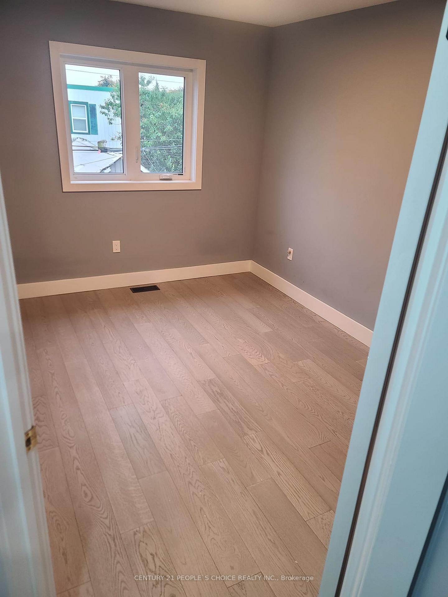 Photo 14 of Unit (Upper), 84 Beland Avenue, Hamilton, McQuesten — HOMEH