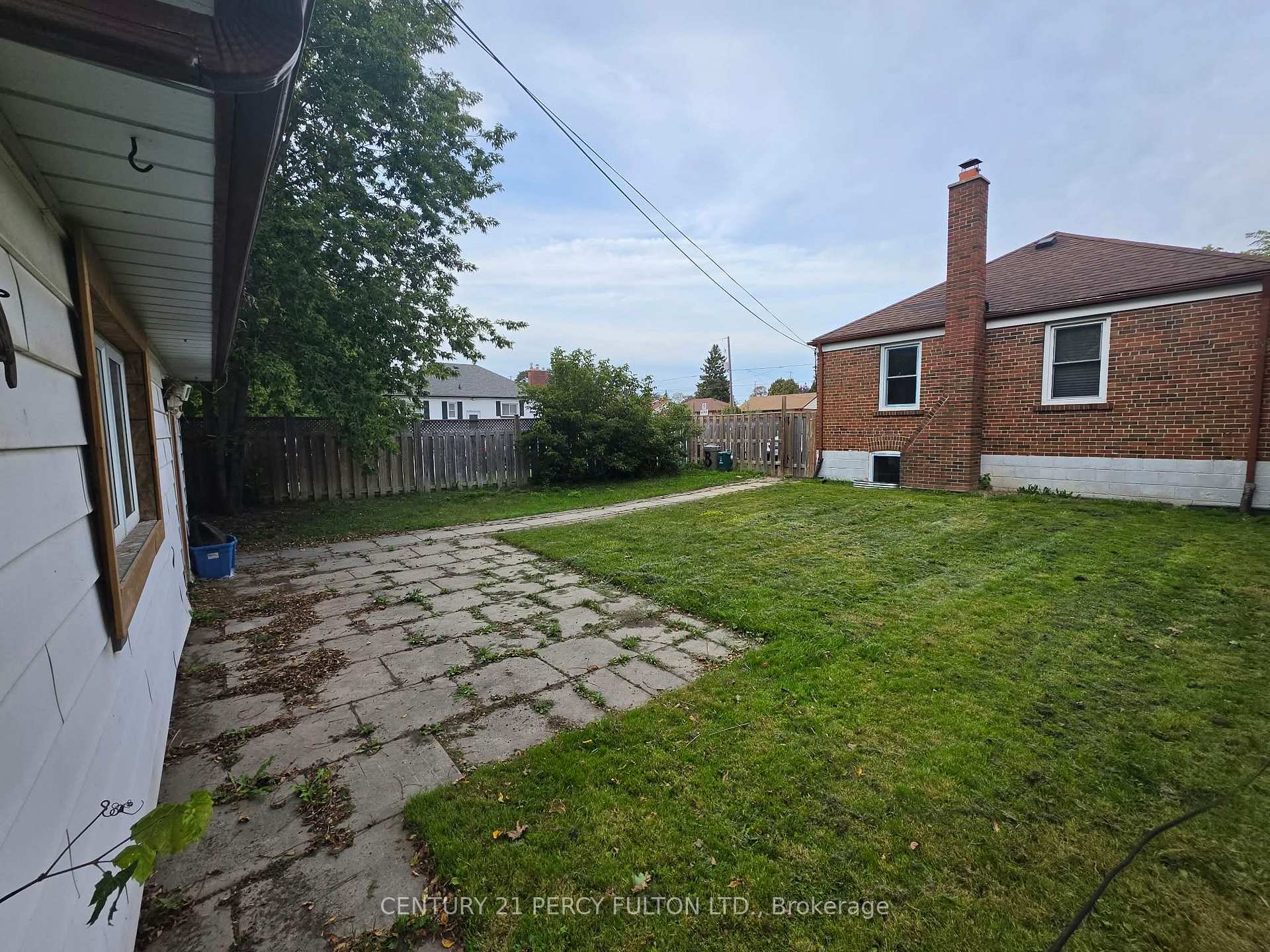 Photo 2 of Unit MAIN, 270 Wilson Road S, Oshawa, Donevan — HOMEH