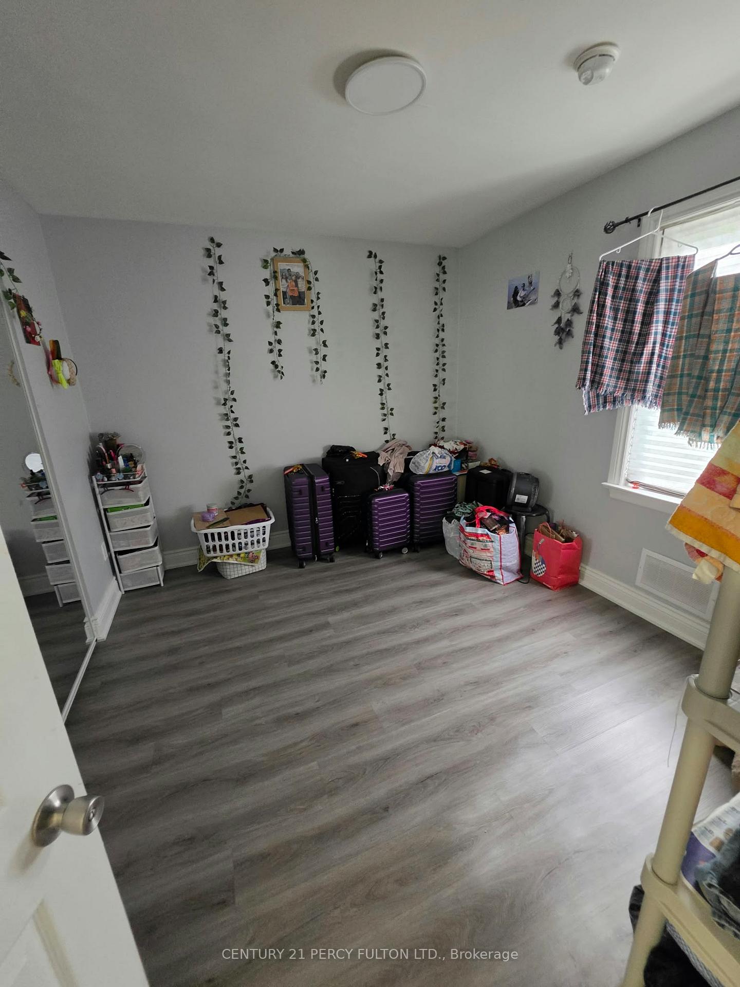Photo 10 of Unit MAIN, 270 Wilson Road S, Oshawa, Donevan — HOMEH