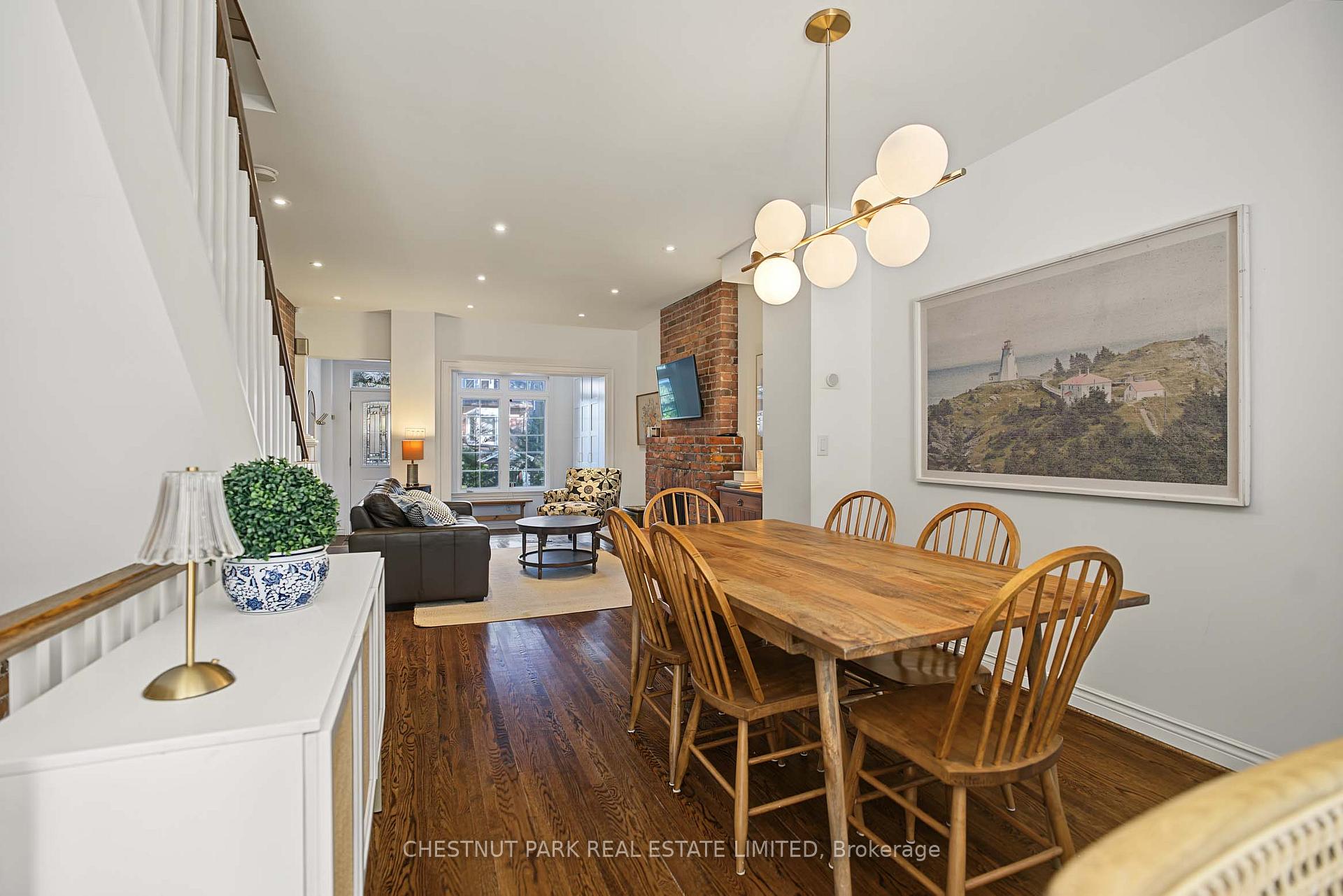 Photo 16 of 15 Millbrook Crescent, Toronto, North Riverdale — HOMEH