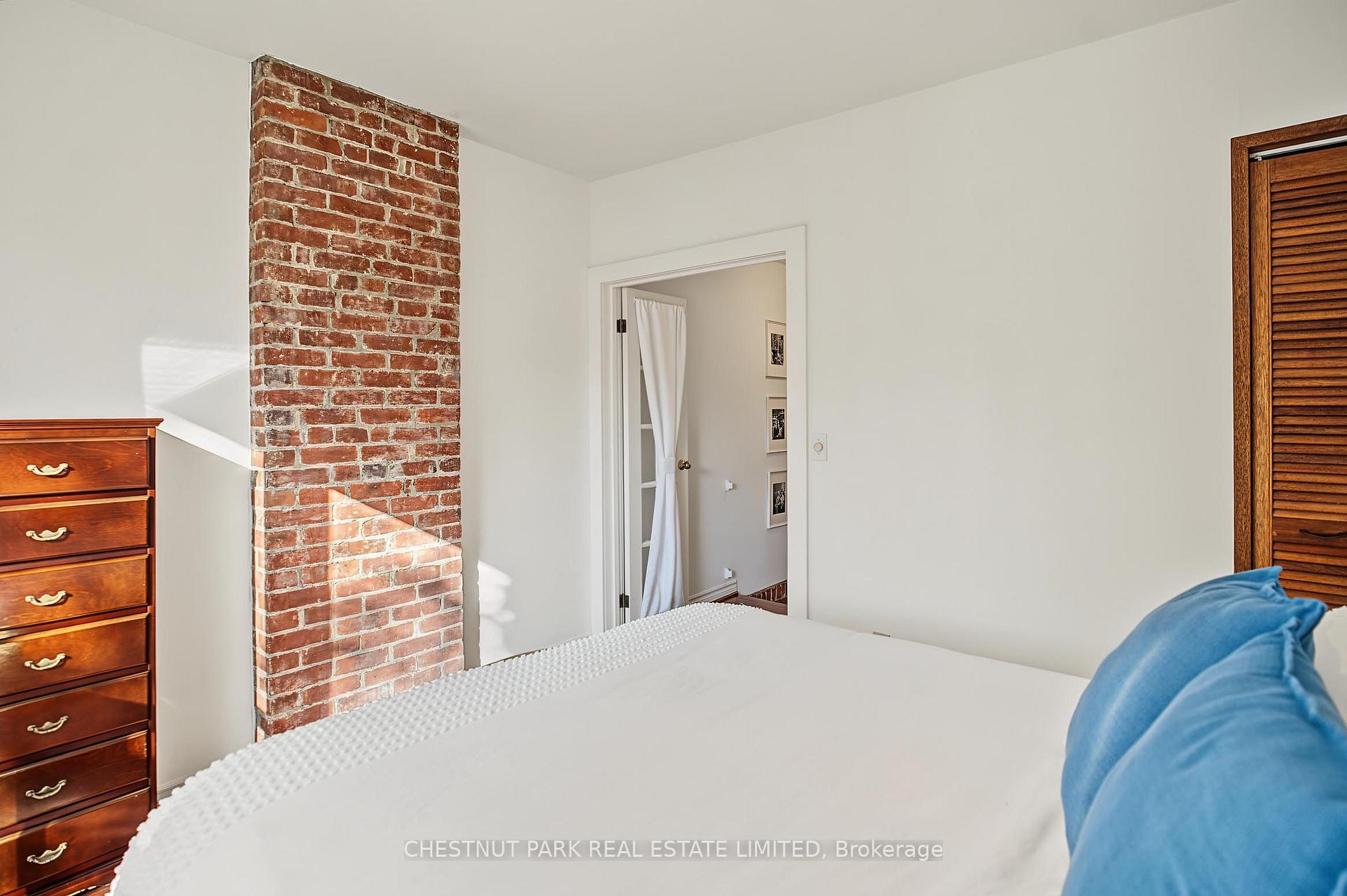 Photo 27 of 15 Millbrook Crescent, Toronto, North Riverdale — HOMEH